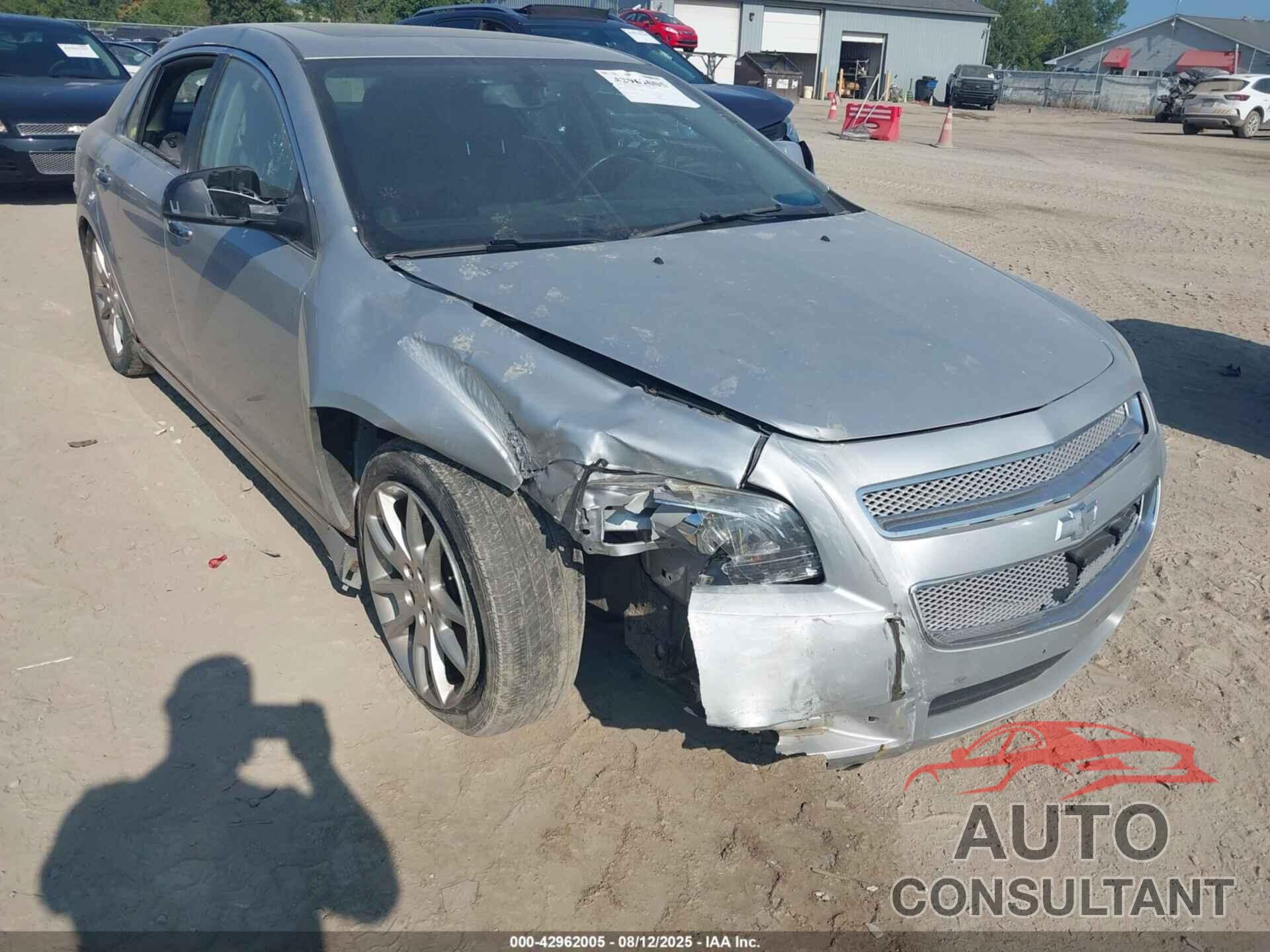 CHEVROLET MALIBU 2011 - 1G1ZE5EU5BF356681