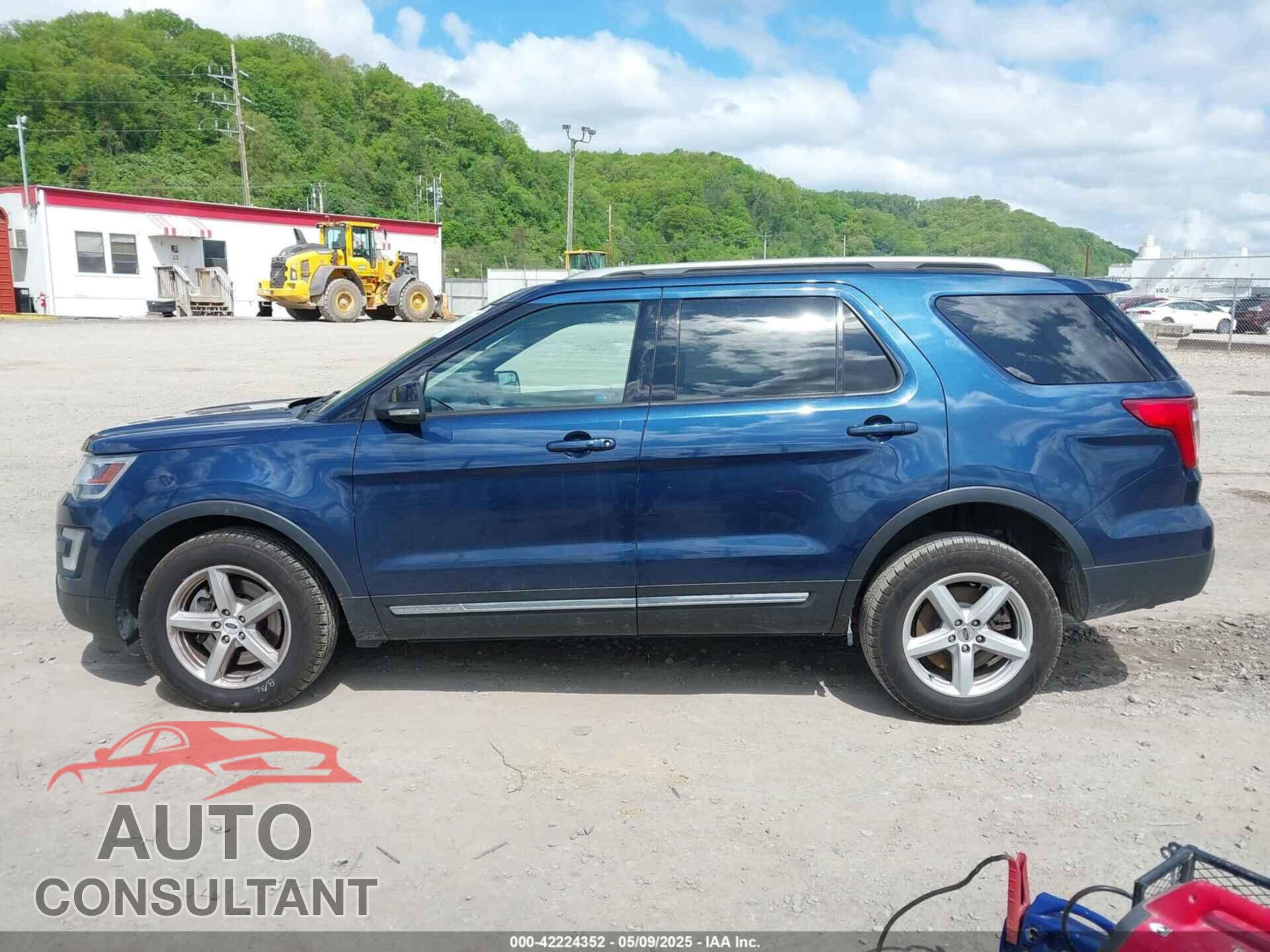 FORD EXPLORER 2017 - 1FM5K8D82HGD51392