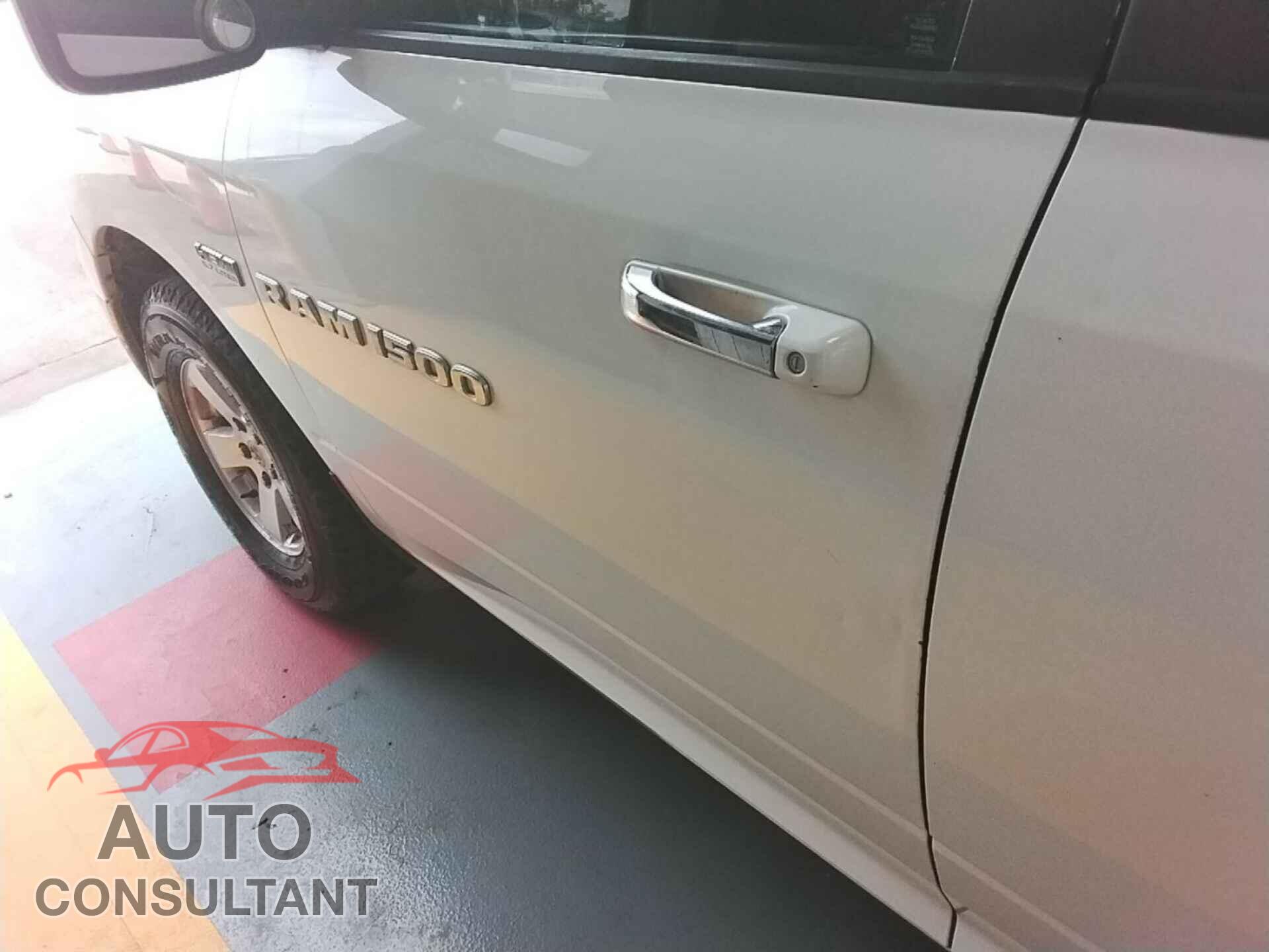 DODGE RAM 1500 2012 - 1C6RD7GT8CS211578