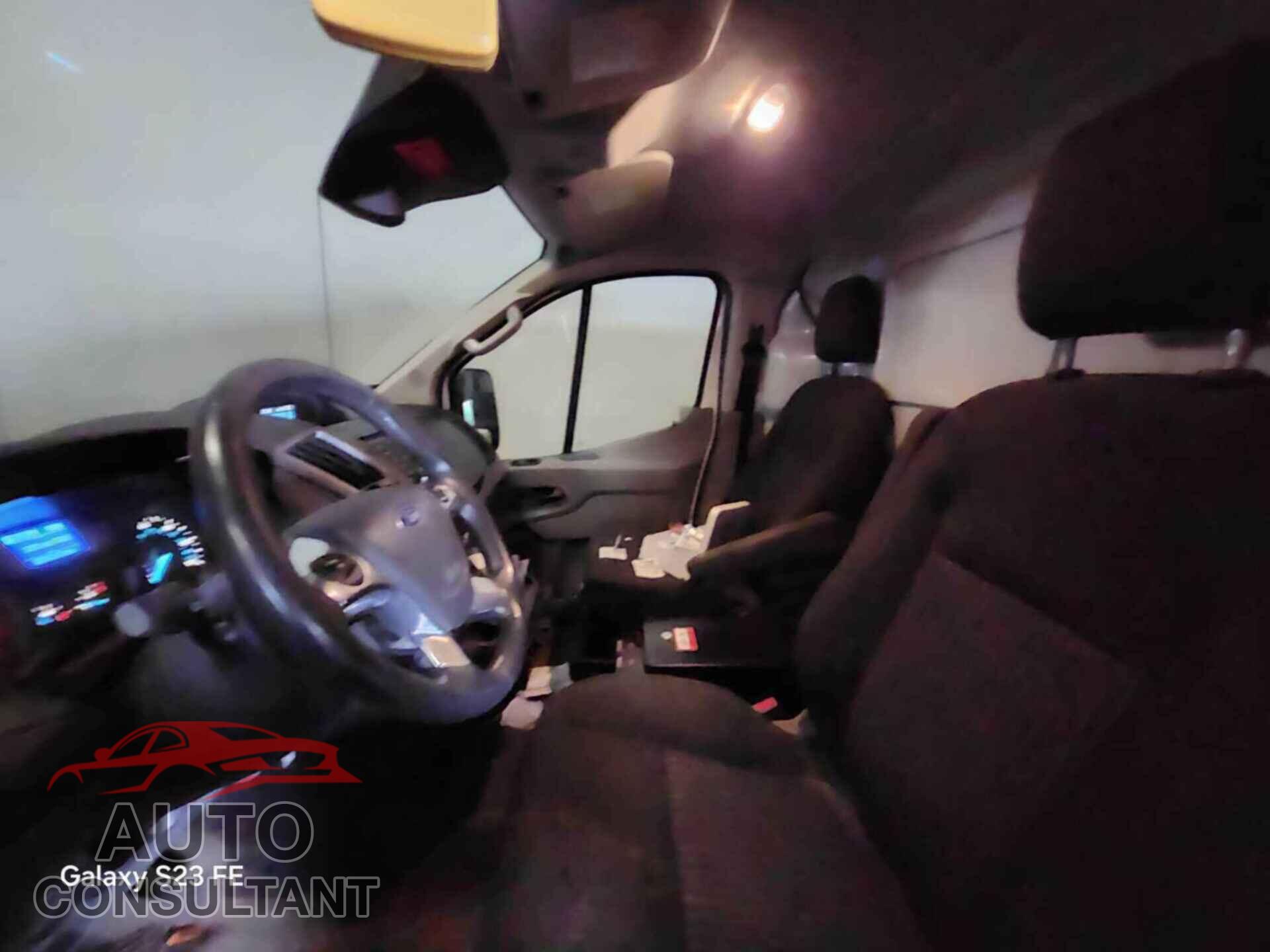 FORD TRANSIT 2015 - 1FTNR1ZM3FKA55210