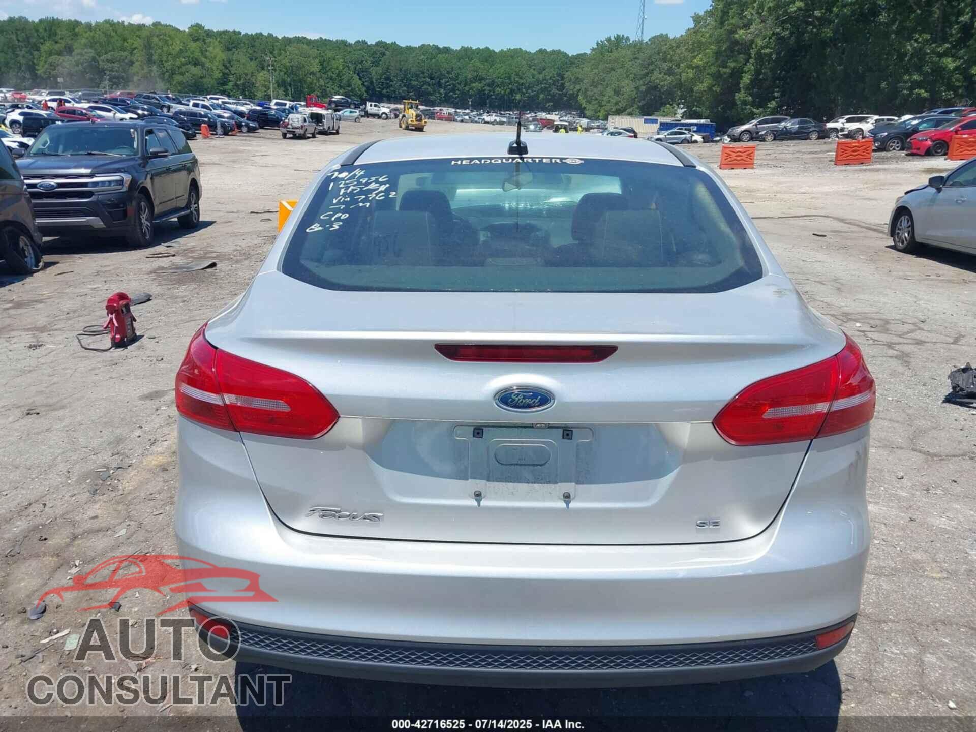 FORD FOCUS 2016 - 1FADP3F20GL297762