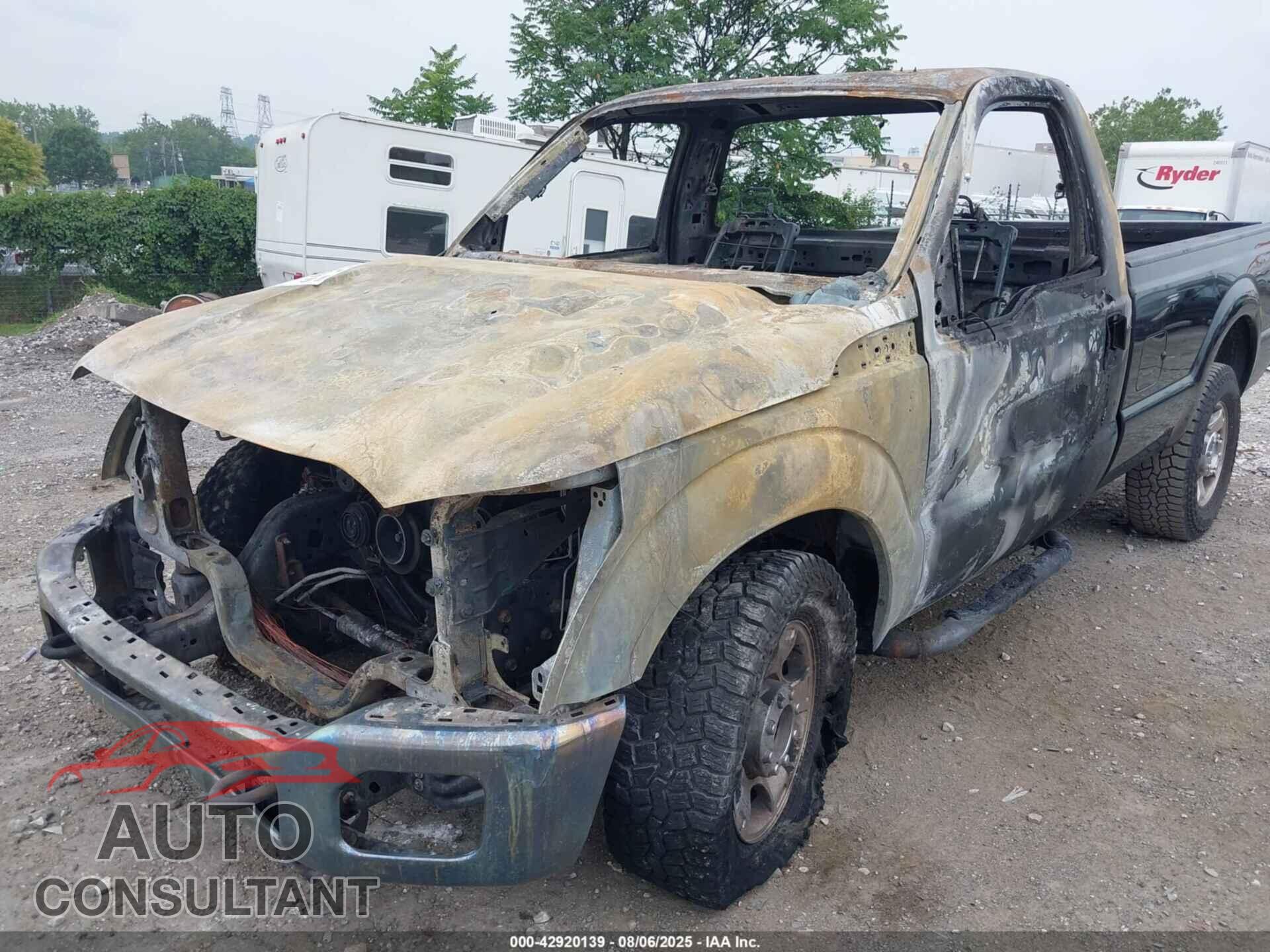 FORD F-250 2013 - 1FTBF2B68DEB21890
