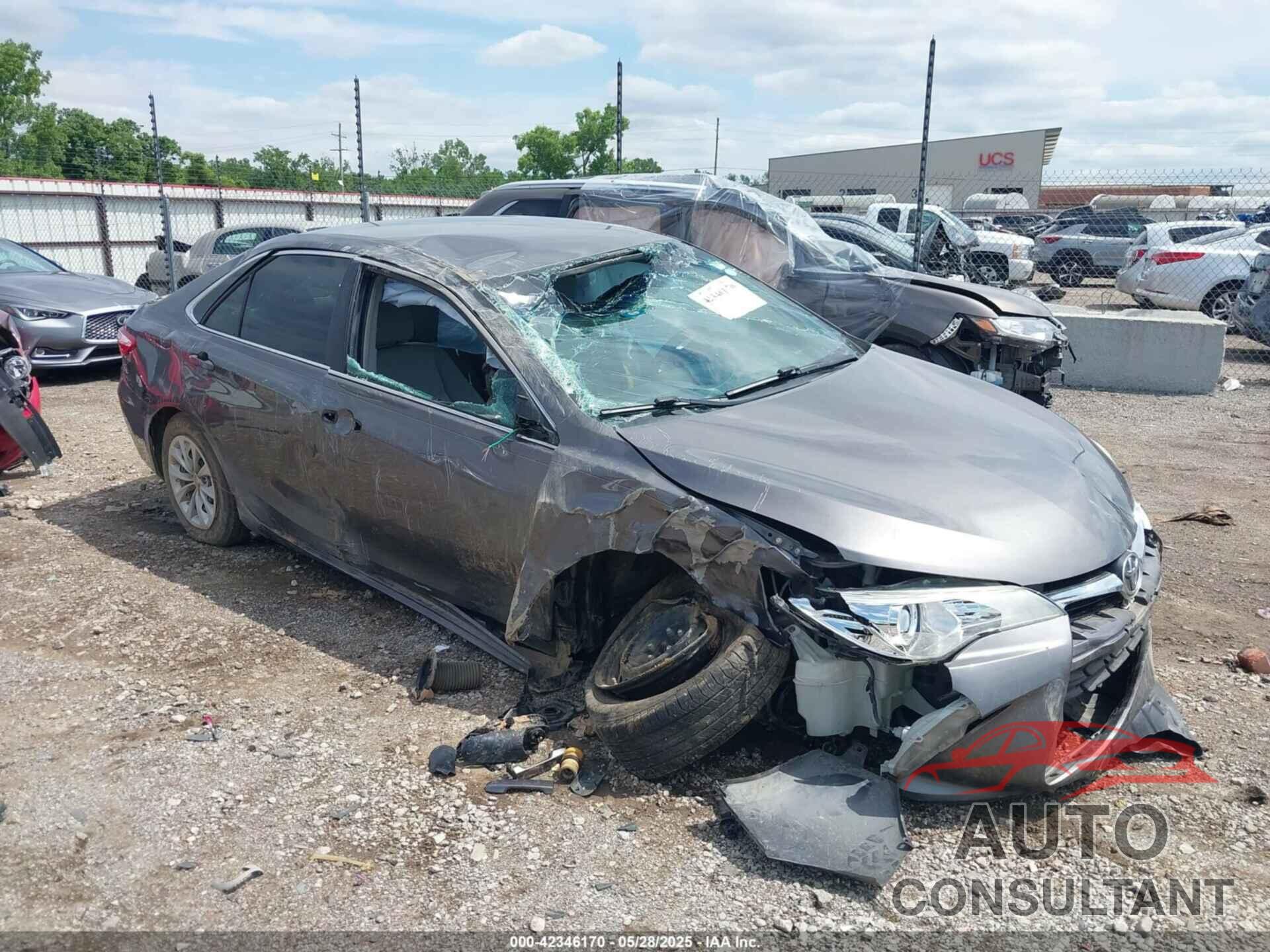 TOYOTA CAMRY 2016 - 4T4BF1FKXGR525660
