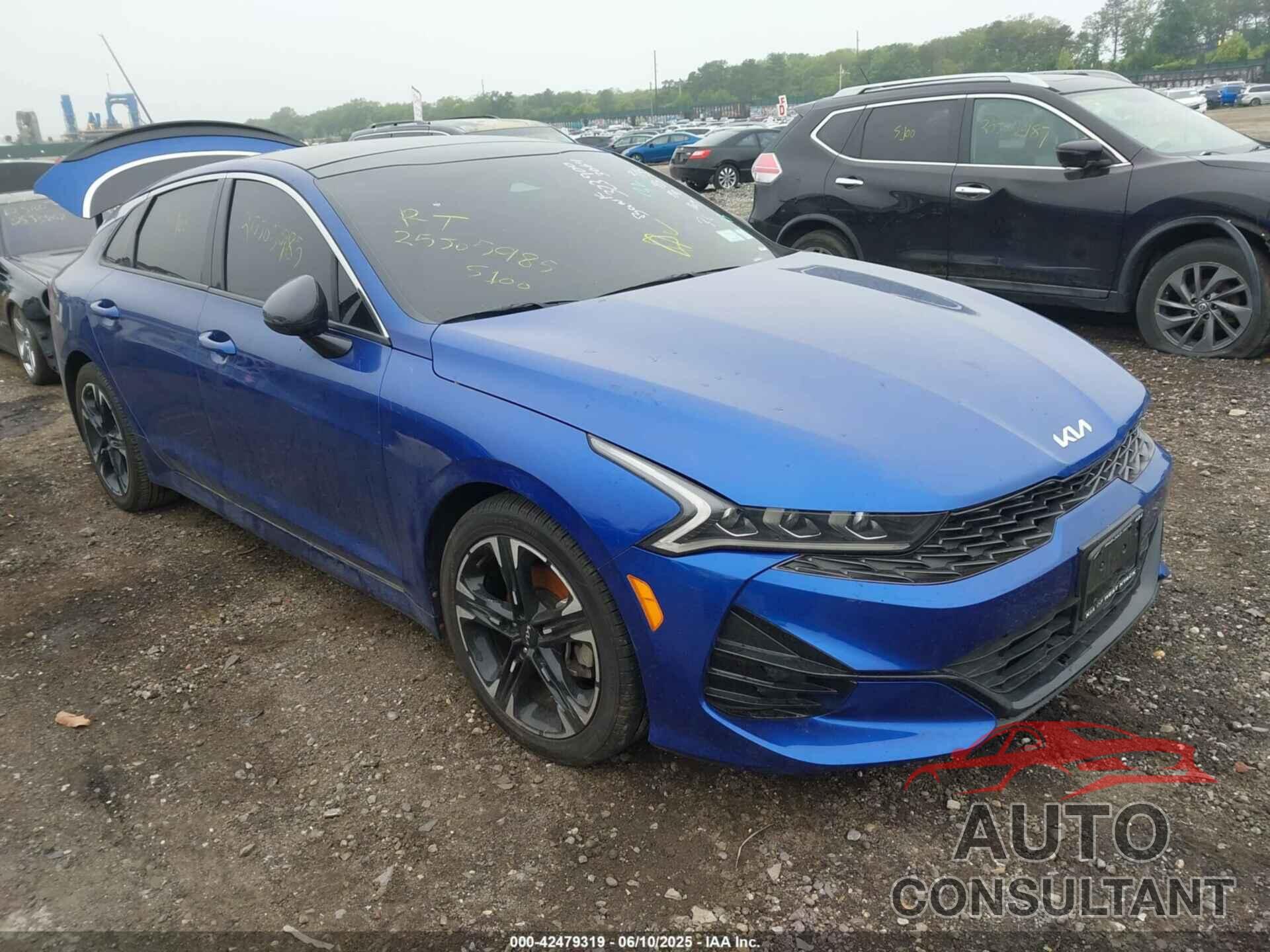 KIA K5 2023 - 5XXG64J28PG200945