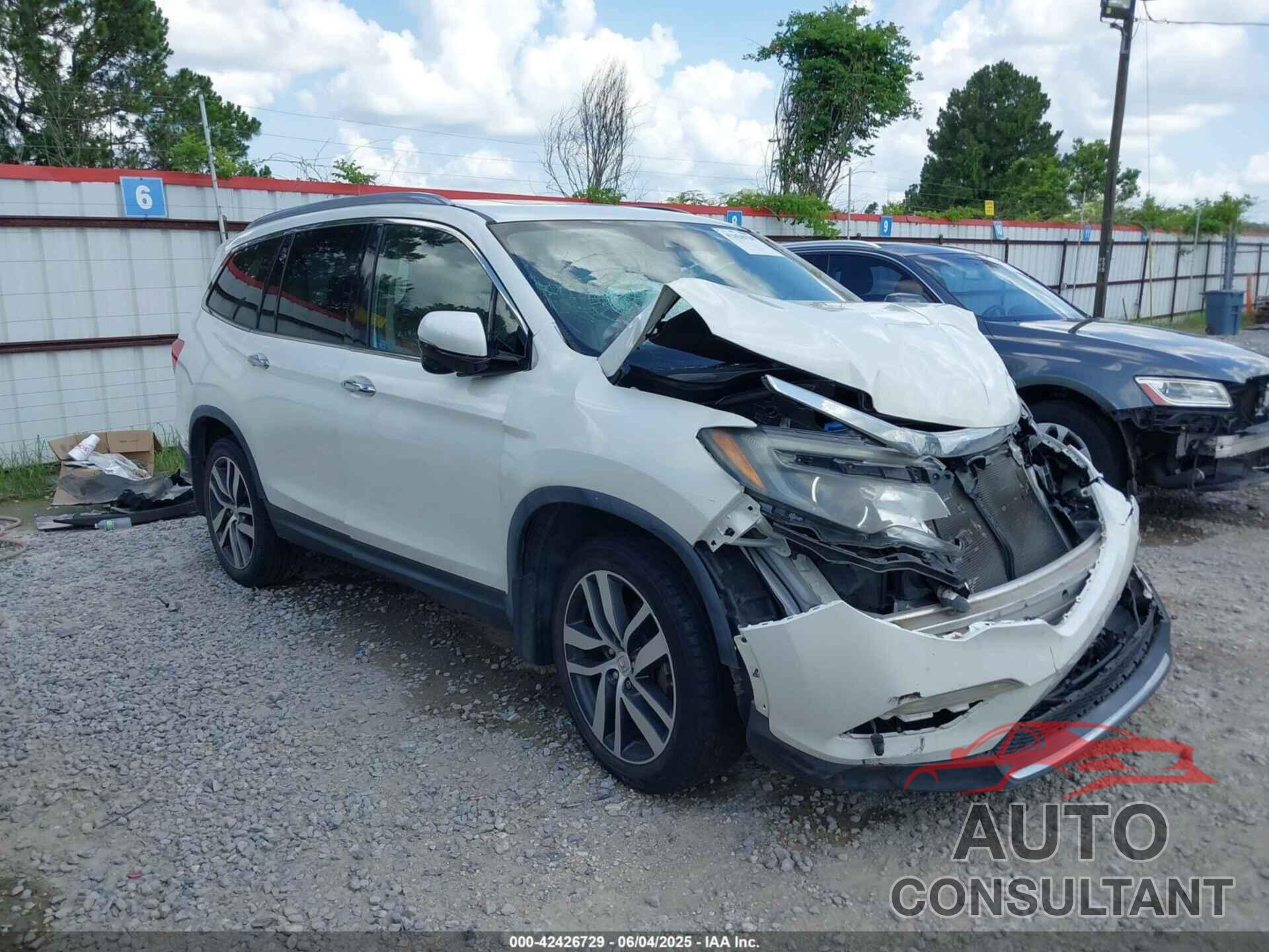 HONDA PILOT 2017 - 5FNYF5H93HB036554