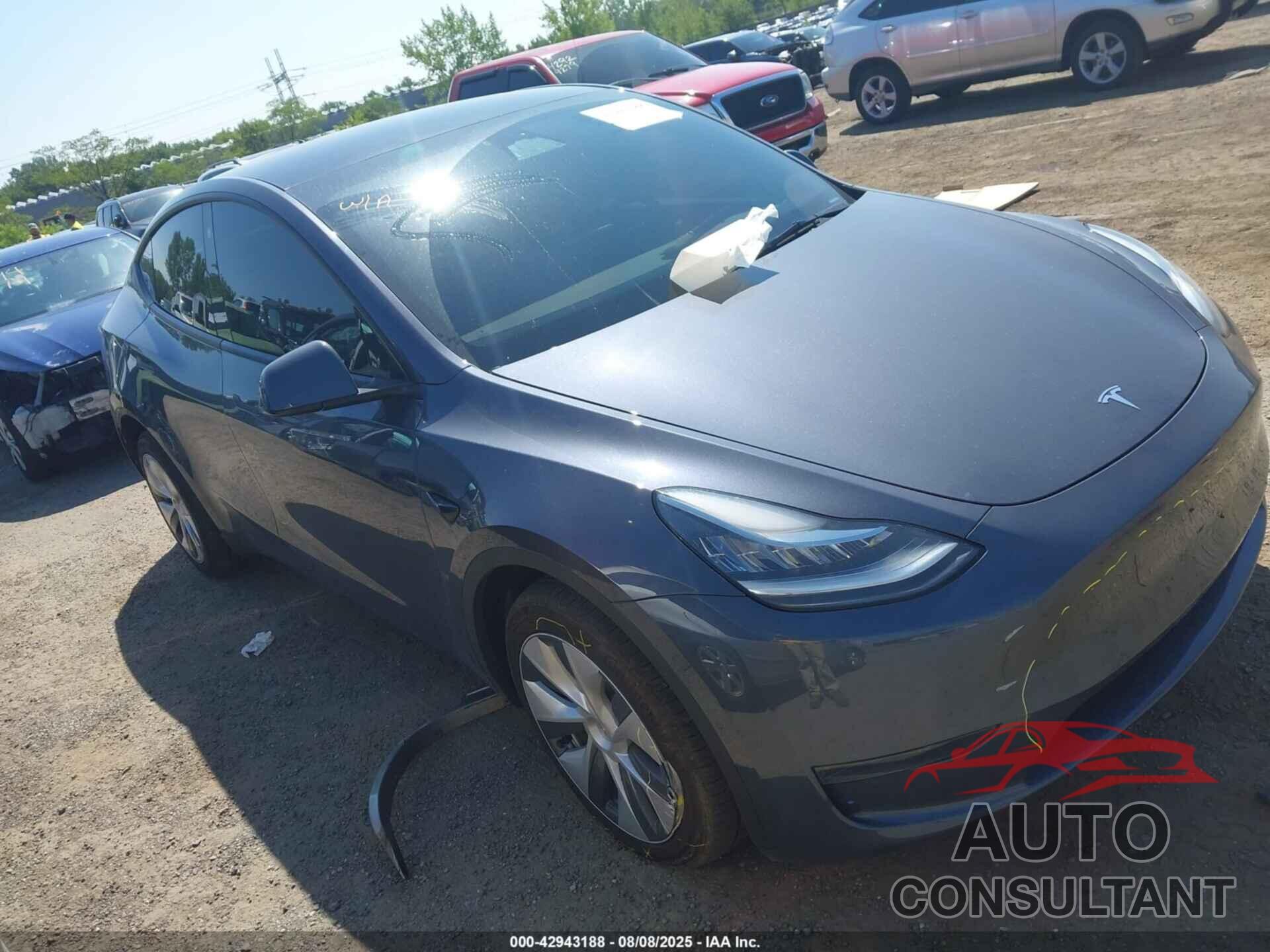 TESLA MODEL Y 2023 - 7SAYGDEE8PA081576