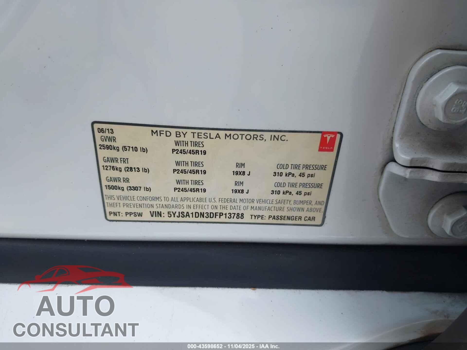 TESLA MODEL S 2013 - 5YJSA1DN3DFP13788