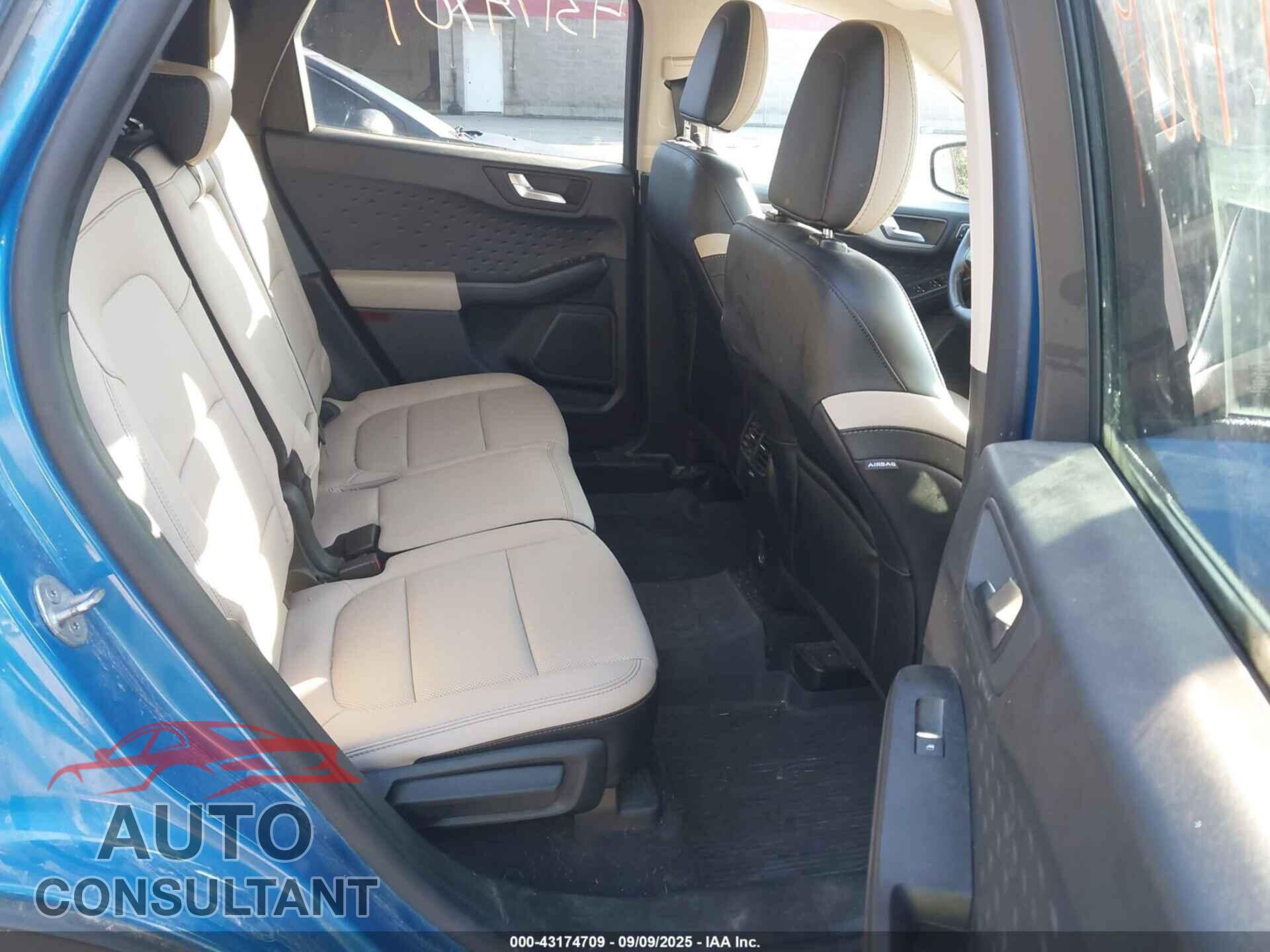 FORD ESCAPE 2020 - 1FMCU9H60LUA89379