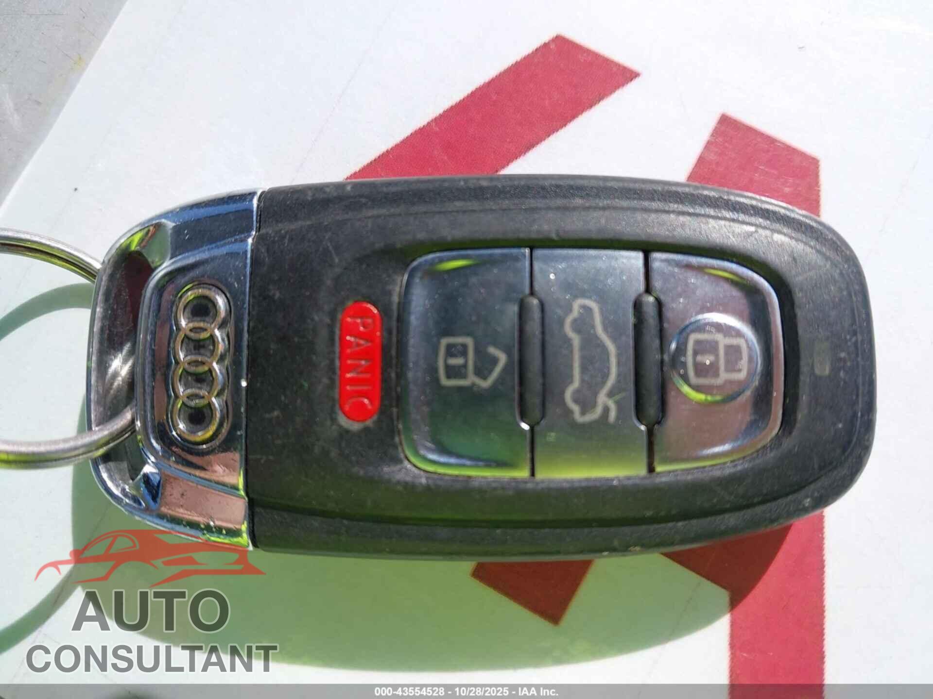 AUDI S5 2013 - WAUVGAFR9DA061051