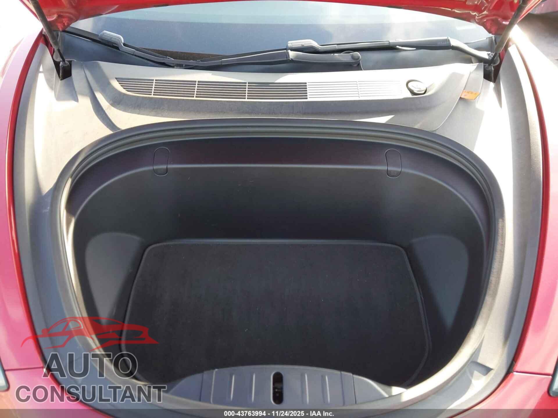 TESLA MODEL 3 2018 - 5YJ3E1EA8JF058463