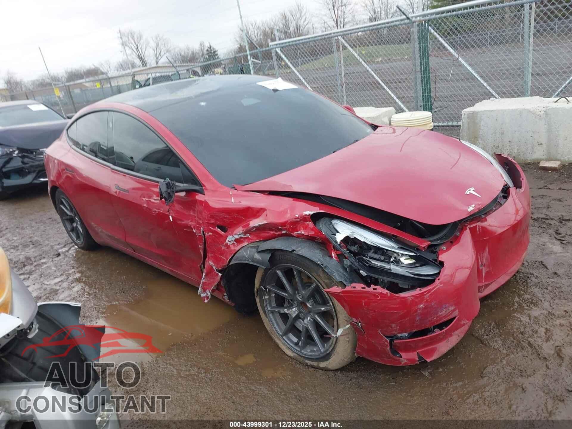TESLA MODEL 3 2022 - 5YJ3E1EA3NF255045