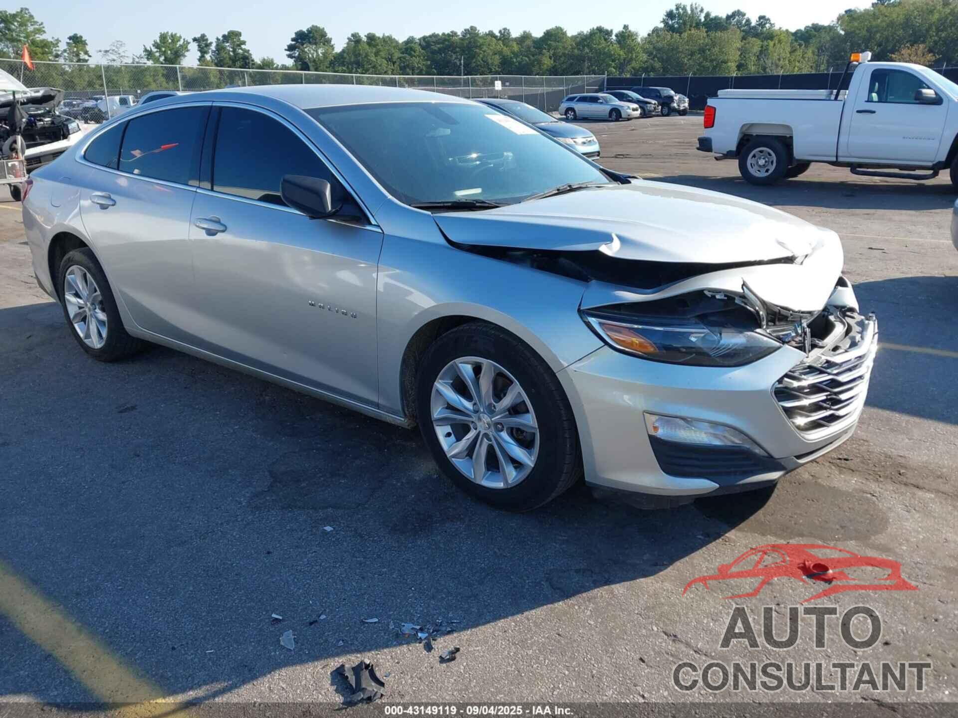 CHEVROLET MALIBU 2021 - 1G1ZD5ST5MF008445