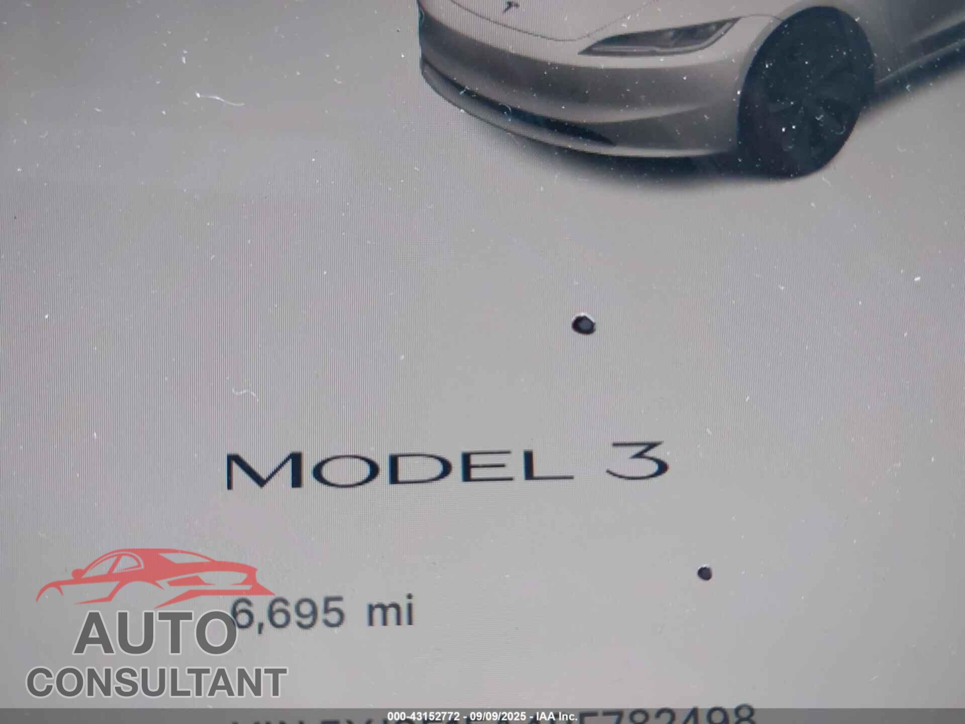 TESLA MODEL 3 2024 - 5YJ3E1EA4RF782498