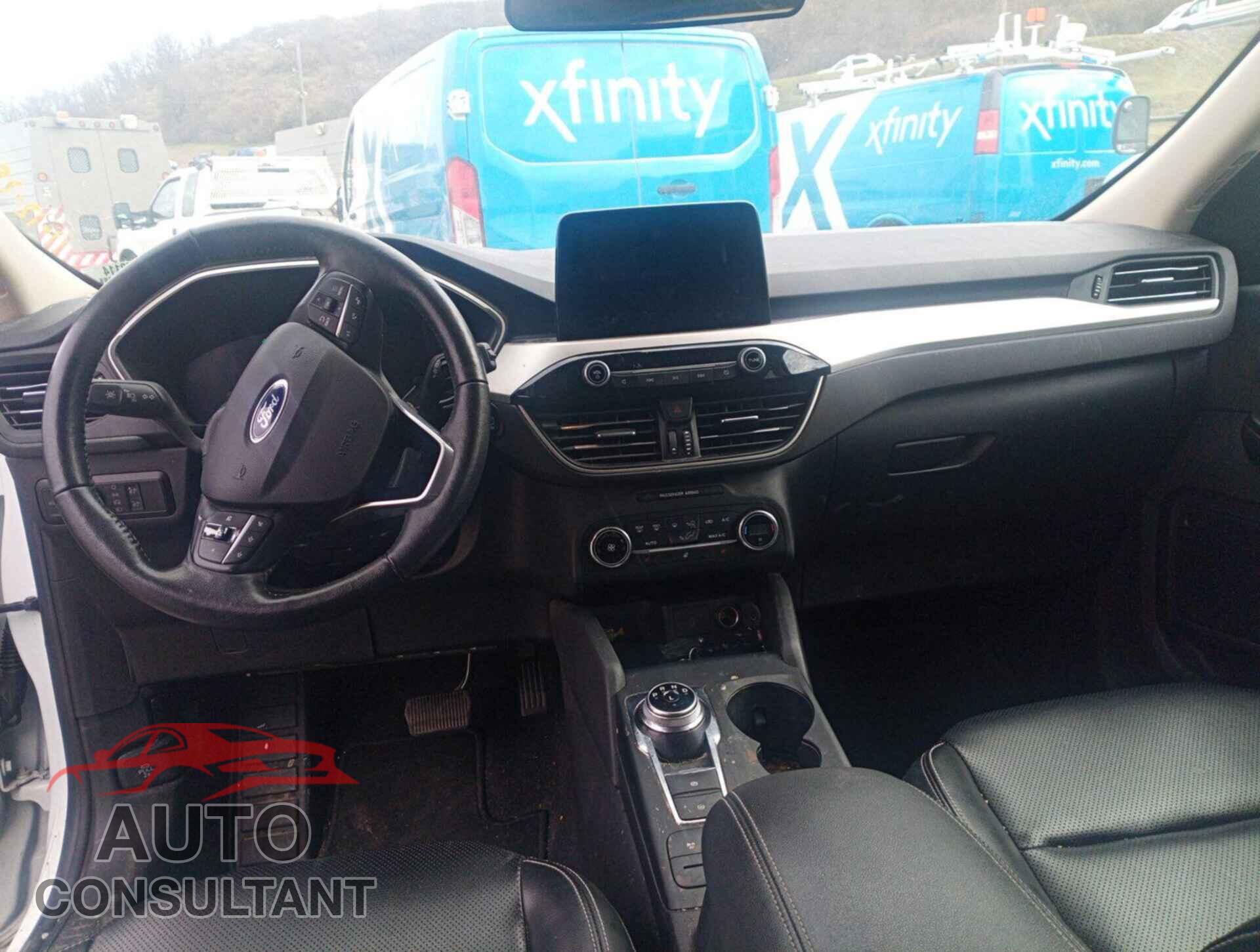 FORD ESCAPE 2020 - 1FMCU9H65LUA61271