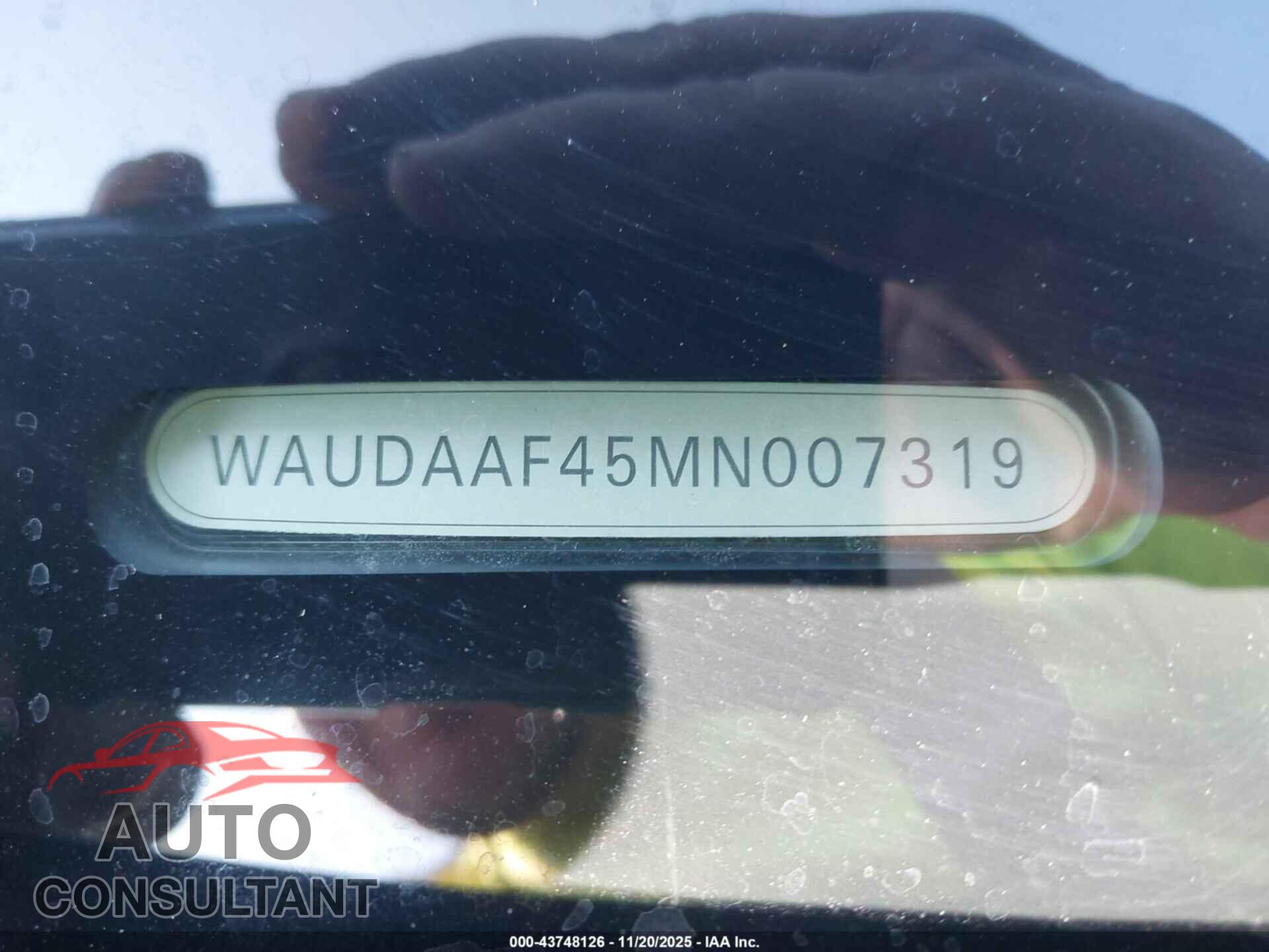 AUDI A4 2021 - WAUDAAF45MN007319