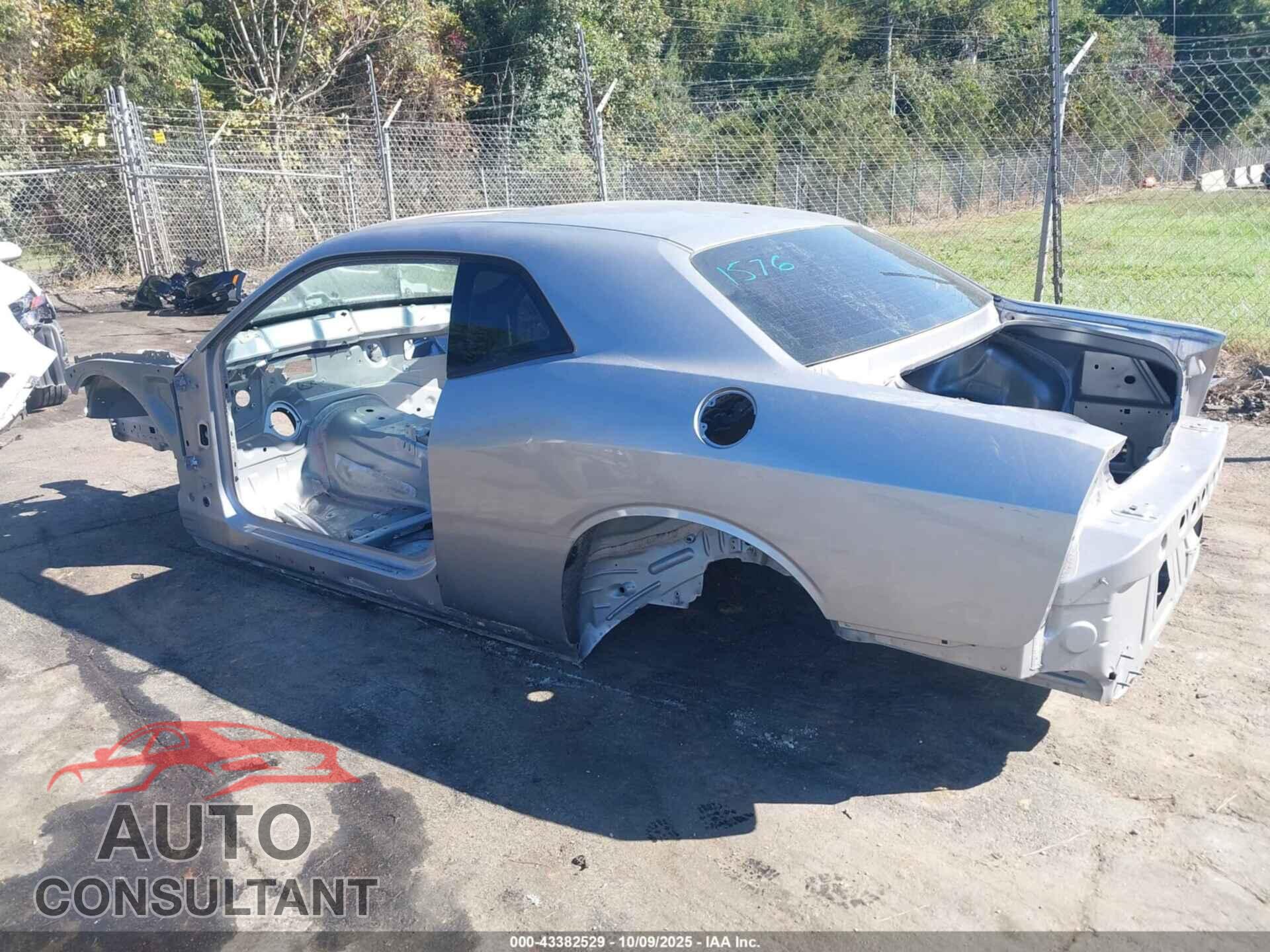DODGE CHALLENGER 2016 - 2C3CDZFJ8GH101576