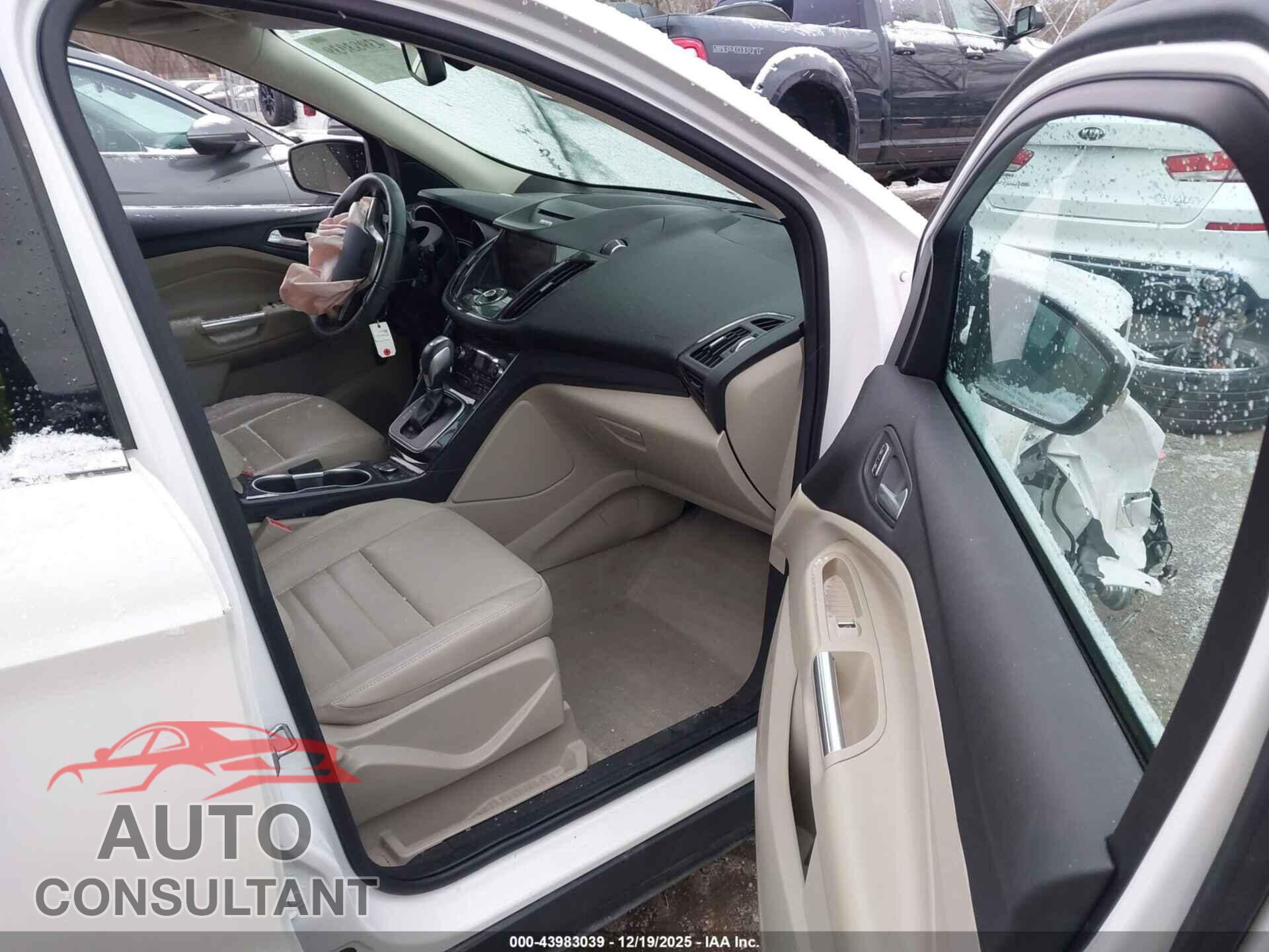 FORD ESCAPE 2014 - 1FMCU0J93EUB12480