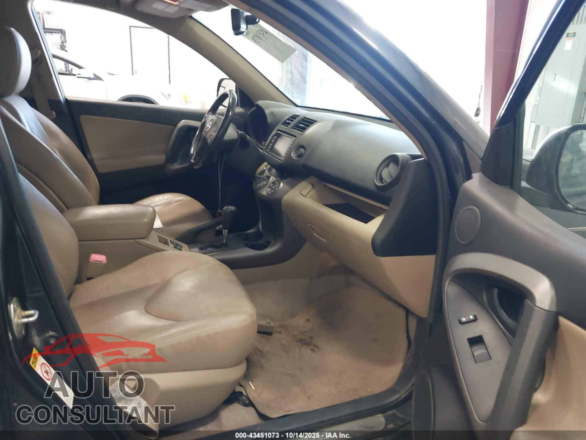 TOYOTA RAV4 2009 - JTMBK31V69D003473