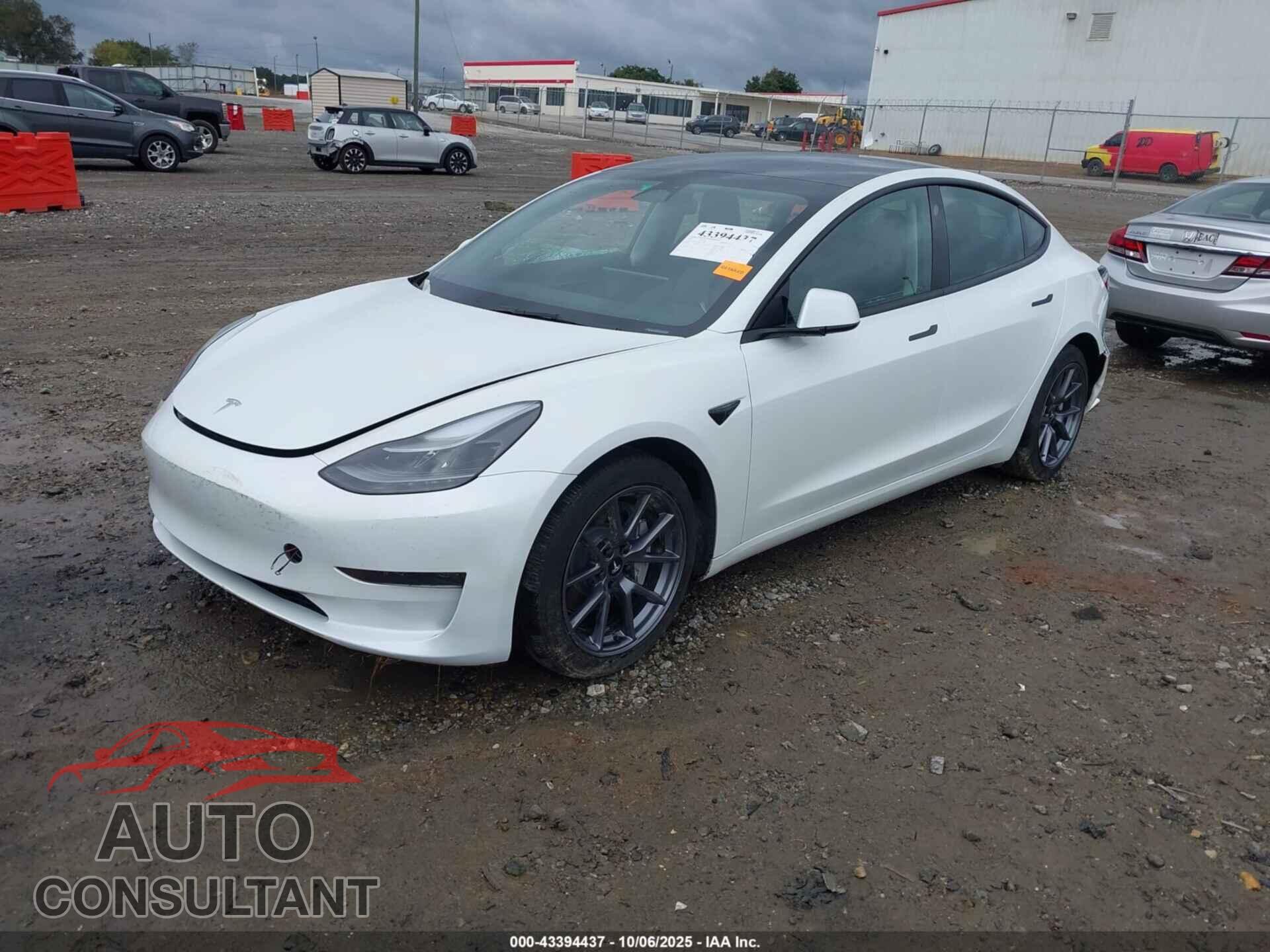 TESLA MODEL 3 2023 - 5YJ3E1EA3PF593547