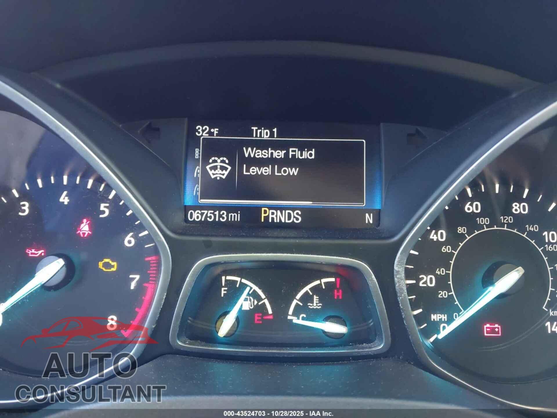FORD ESCAPE 2017 - 1FMCU9GD1HUC16258