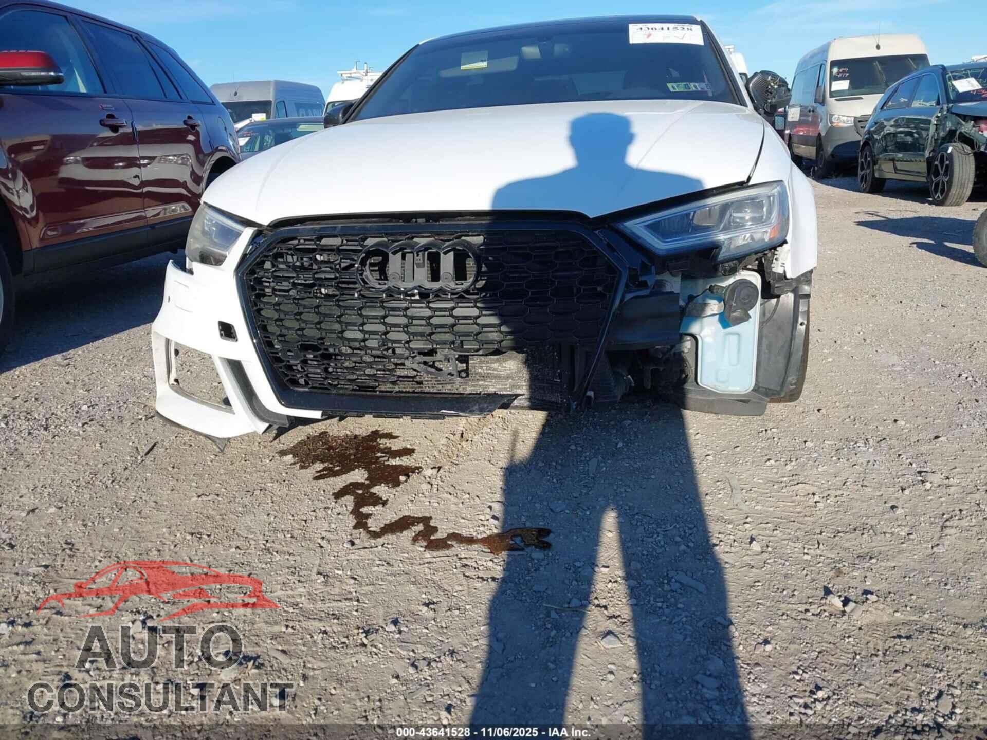 AUDI A3 2018 - WAUGUGFF6J1047811