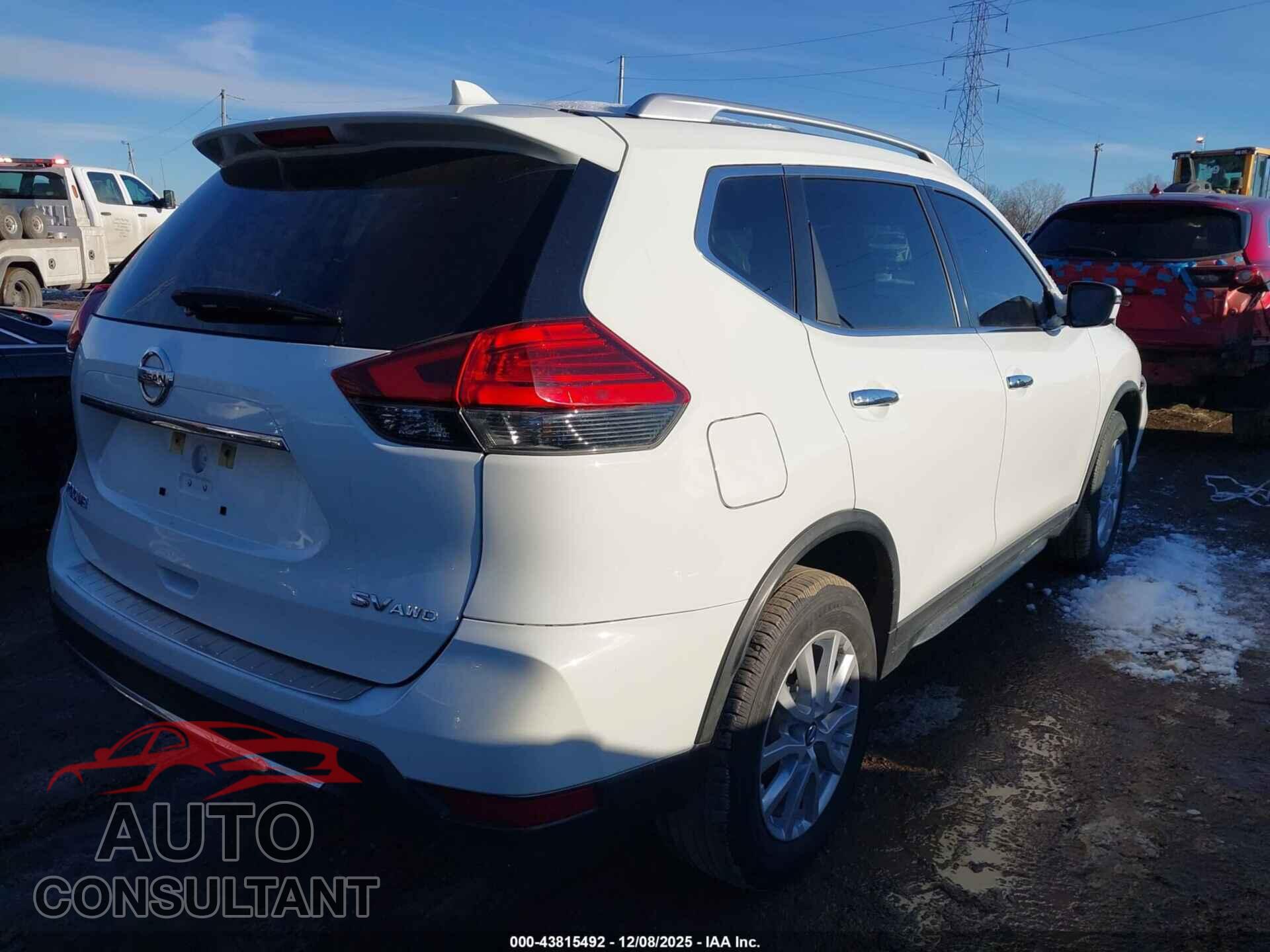 NISSAN ROGUE 2017 - KNMAT2MVXHP506368
