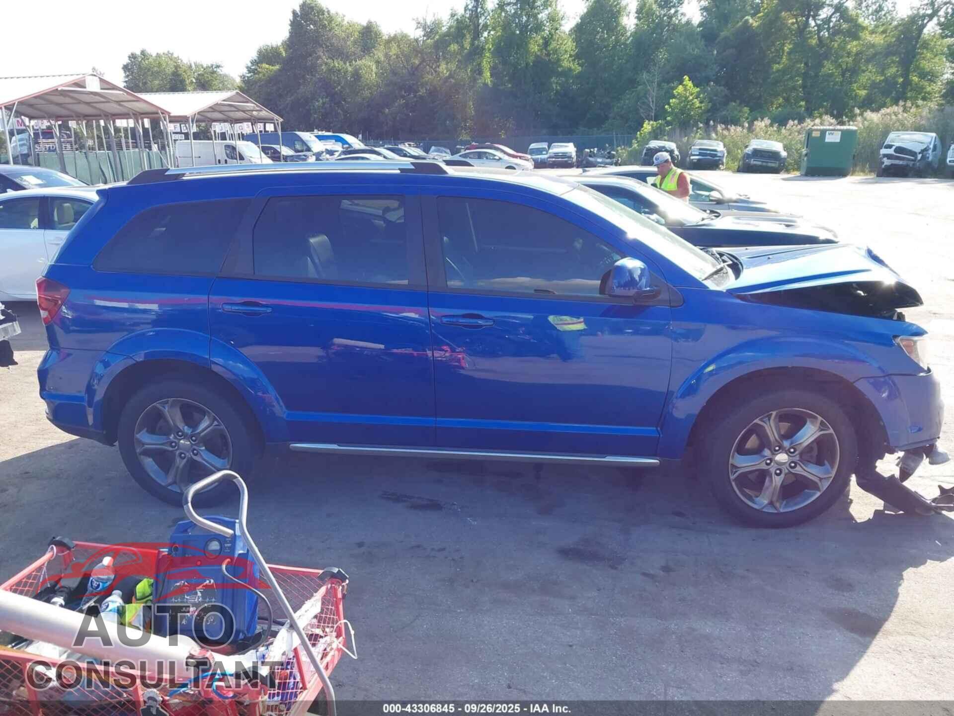 DODGE JOURNEY 2015 - 3C4PDCGG0FT577825