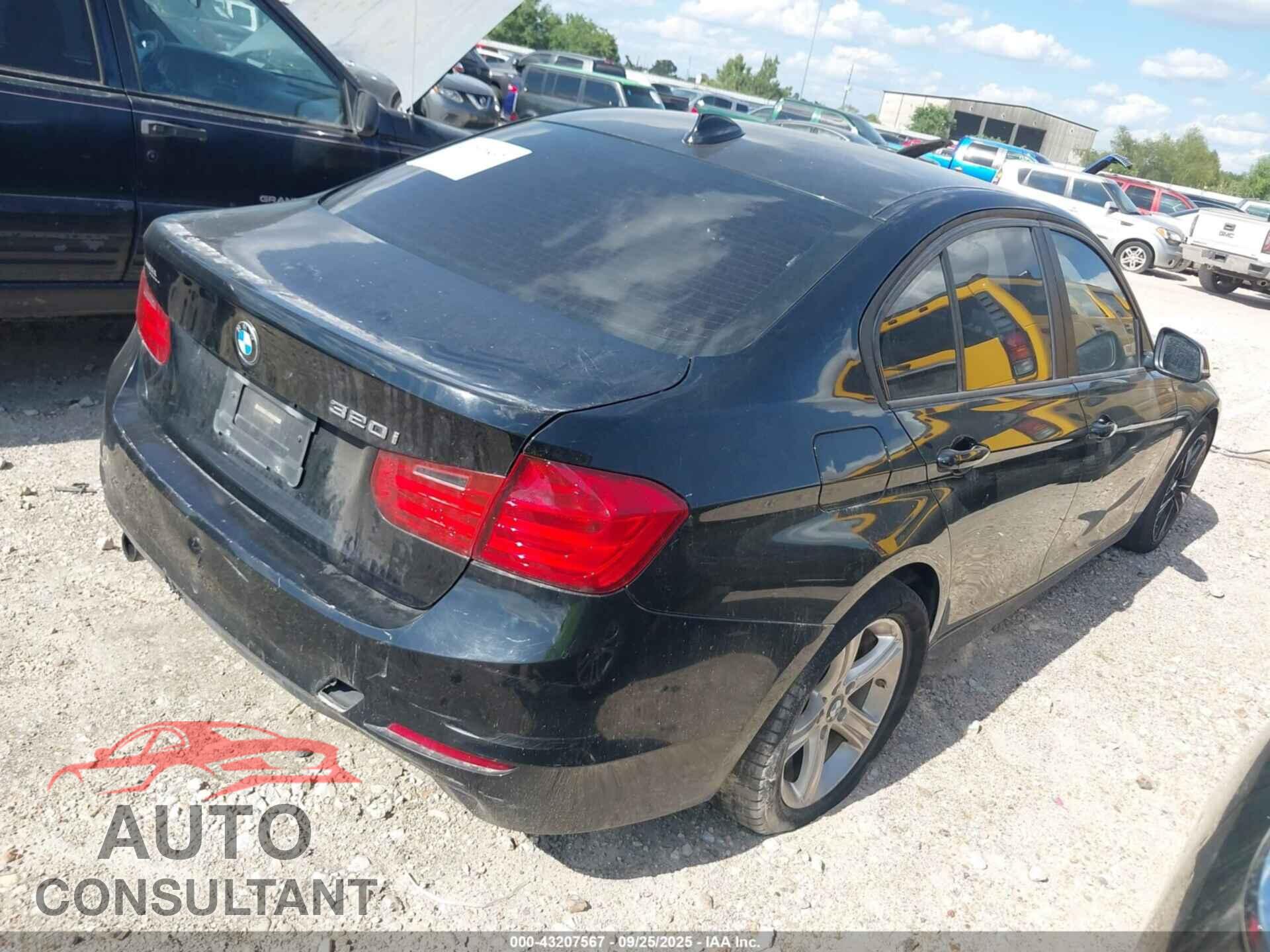 BMW 320I 2014 - WBA3B1G51ENS78721
