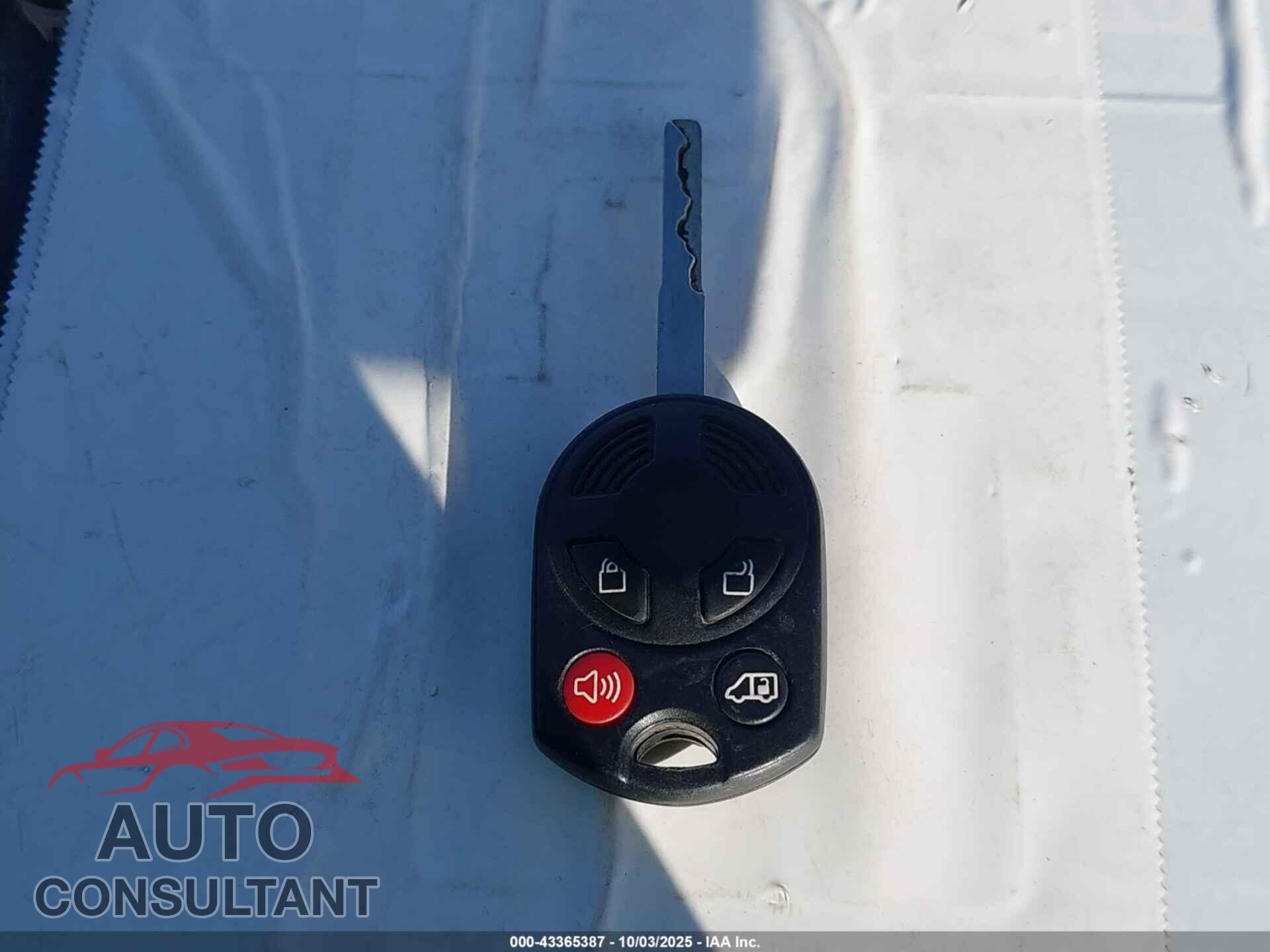 FORD TRANSIT-150 2016 - 1FTYE1CM1GKB15519