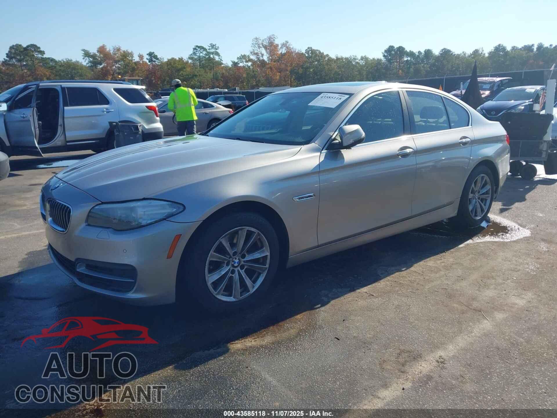 BMW 528I 2014 - WBA5A5C57ED504145