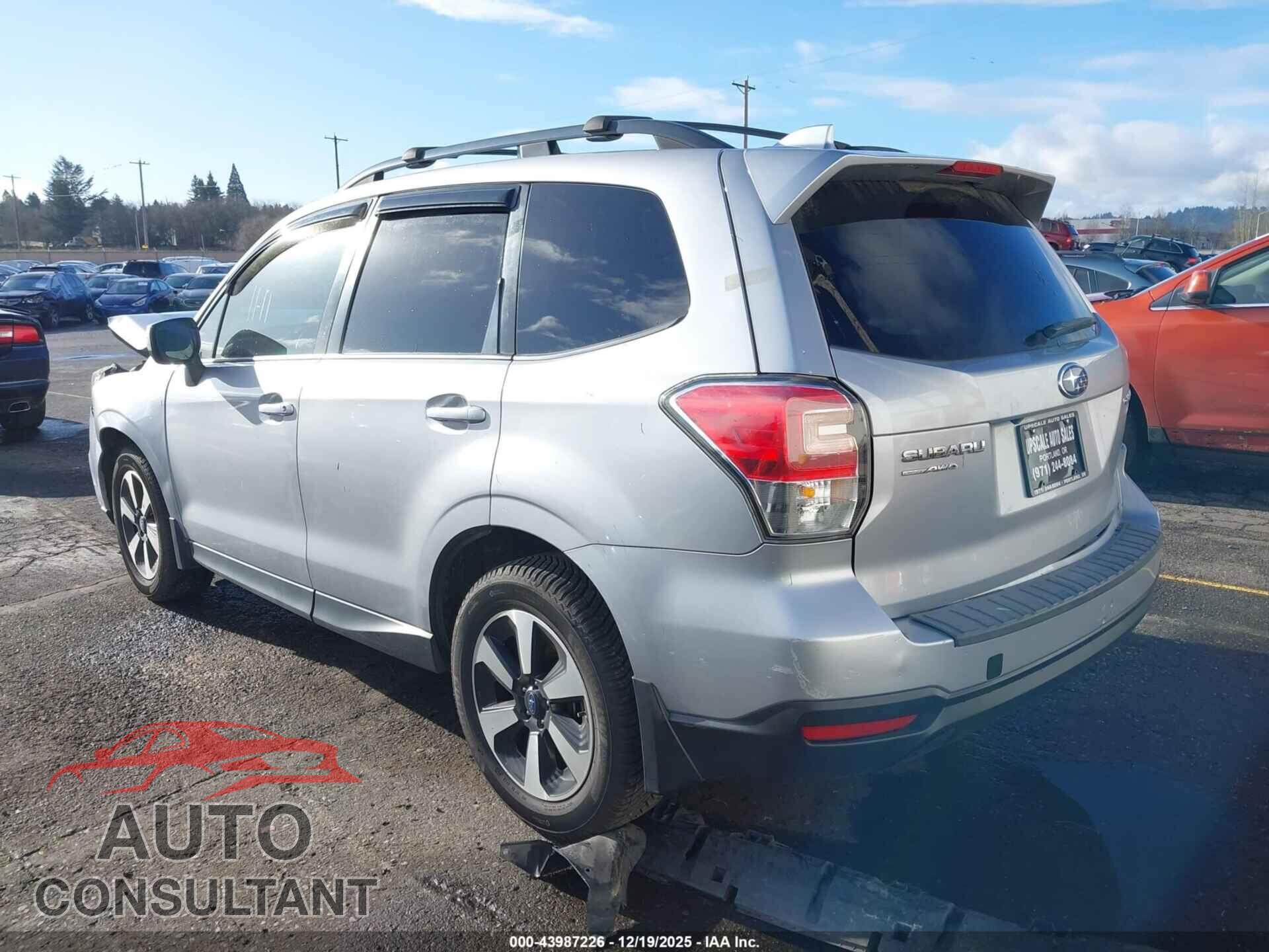 SUBARU FORESTER 2017 - JF2SJAEC5HH456475
