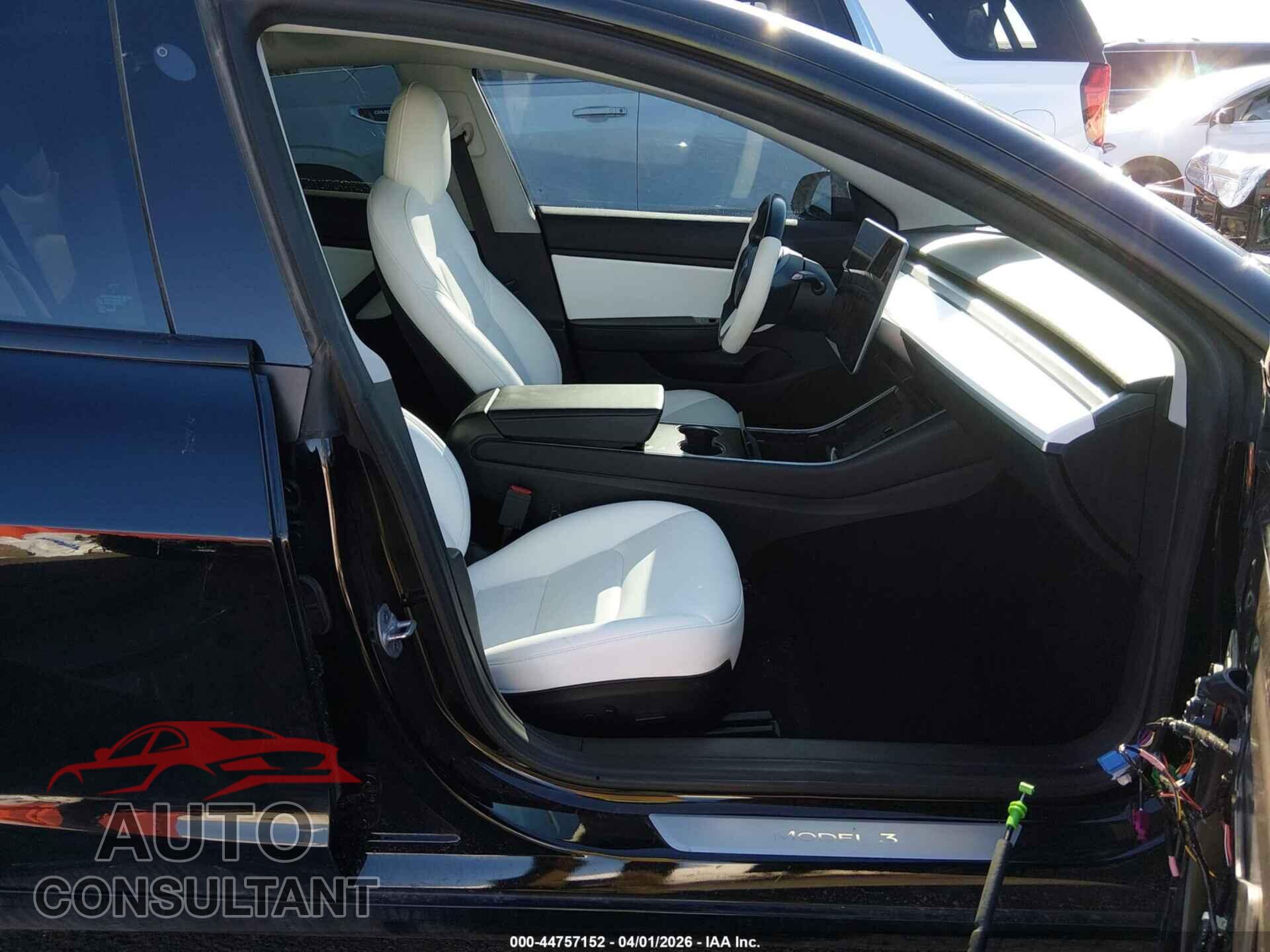 TESLA MODEL 3 2019 - 5YJ3E1EB7KF231688