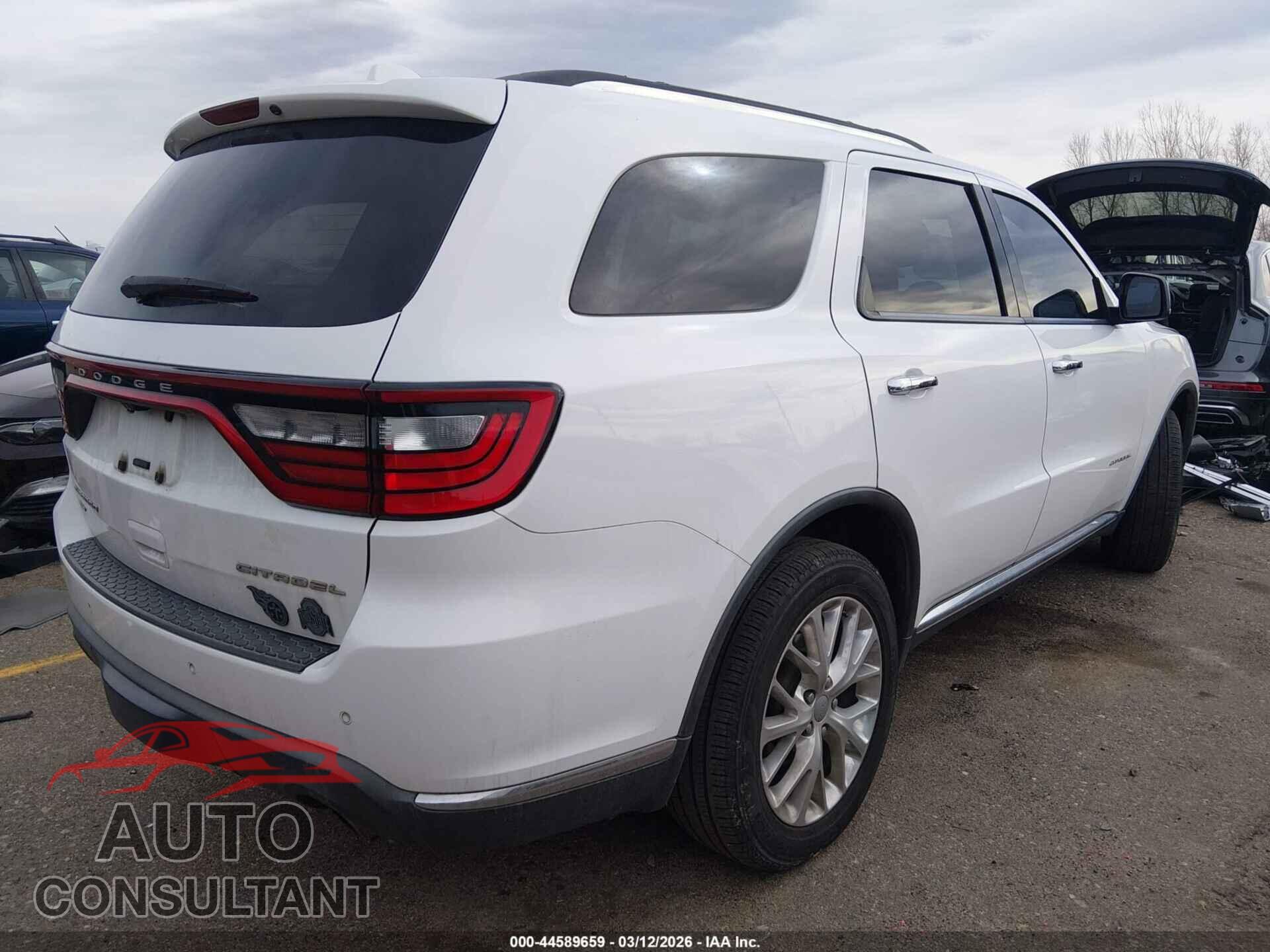 DODGE DURANGO 2015 - 1C4SDJET9FC202994