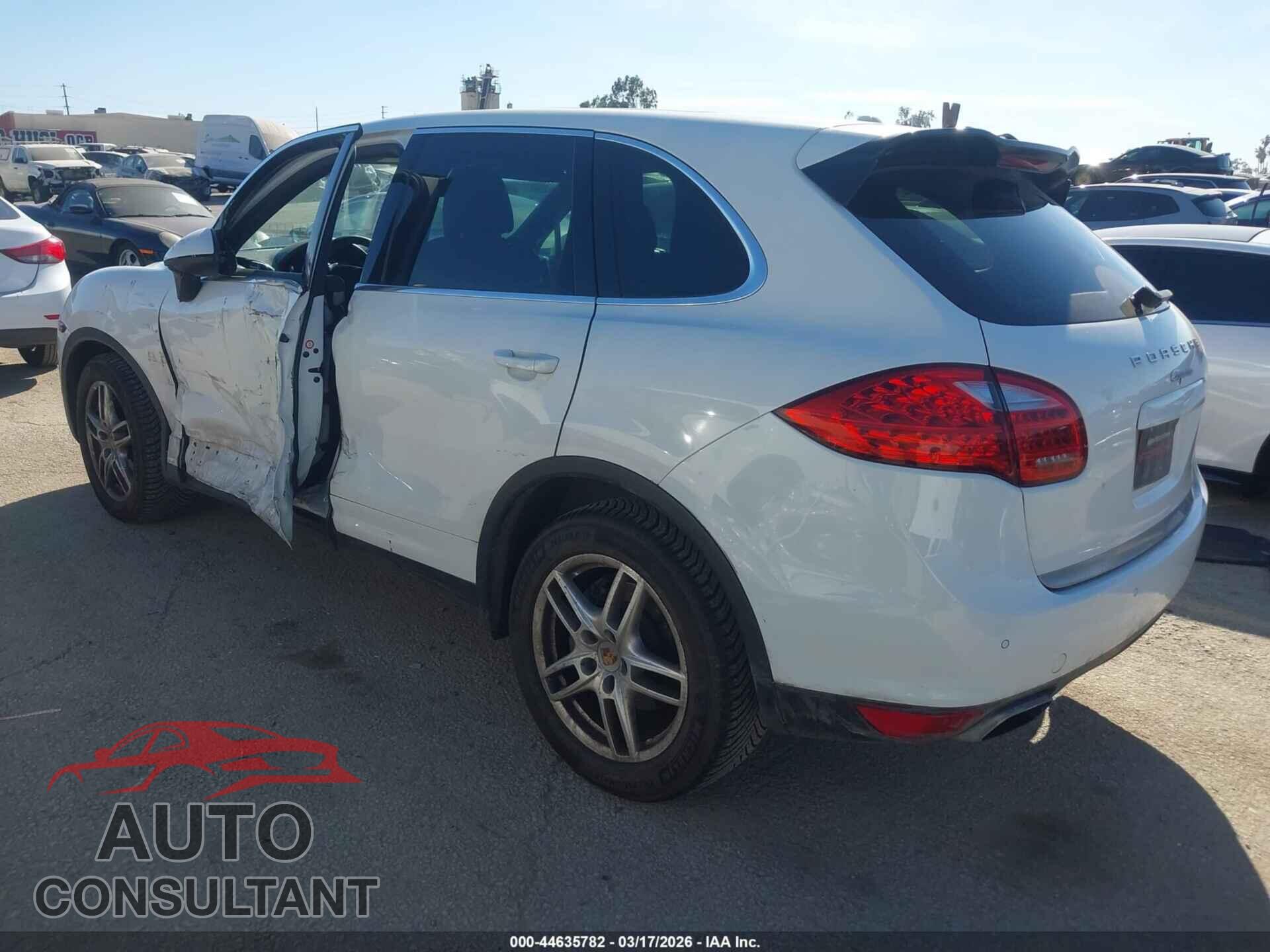 PORSCHE CAYENNE 2013 - WP1AA2A23DLA10635