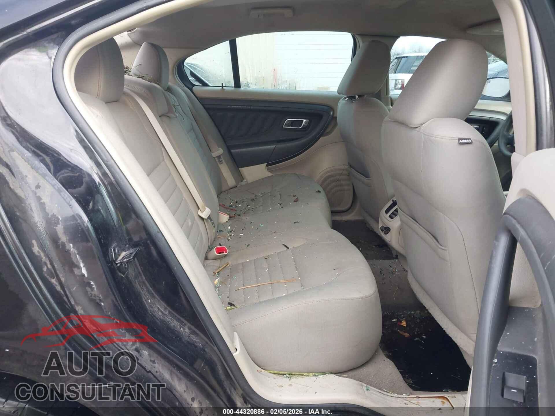 FORD TAURUS 2010 - 1FAHP2DW3AG120835