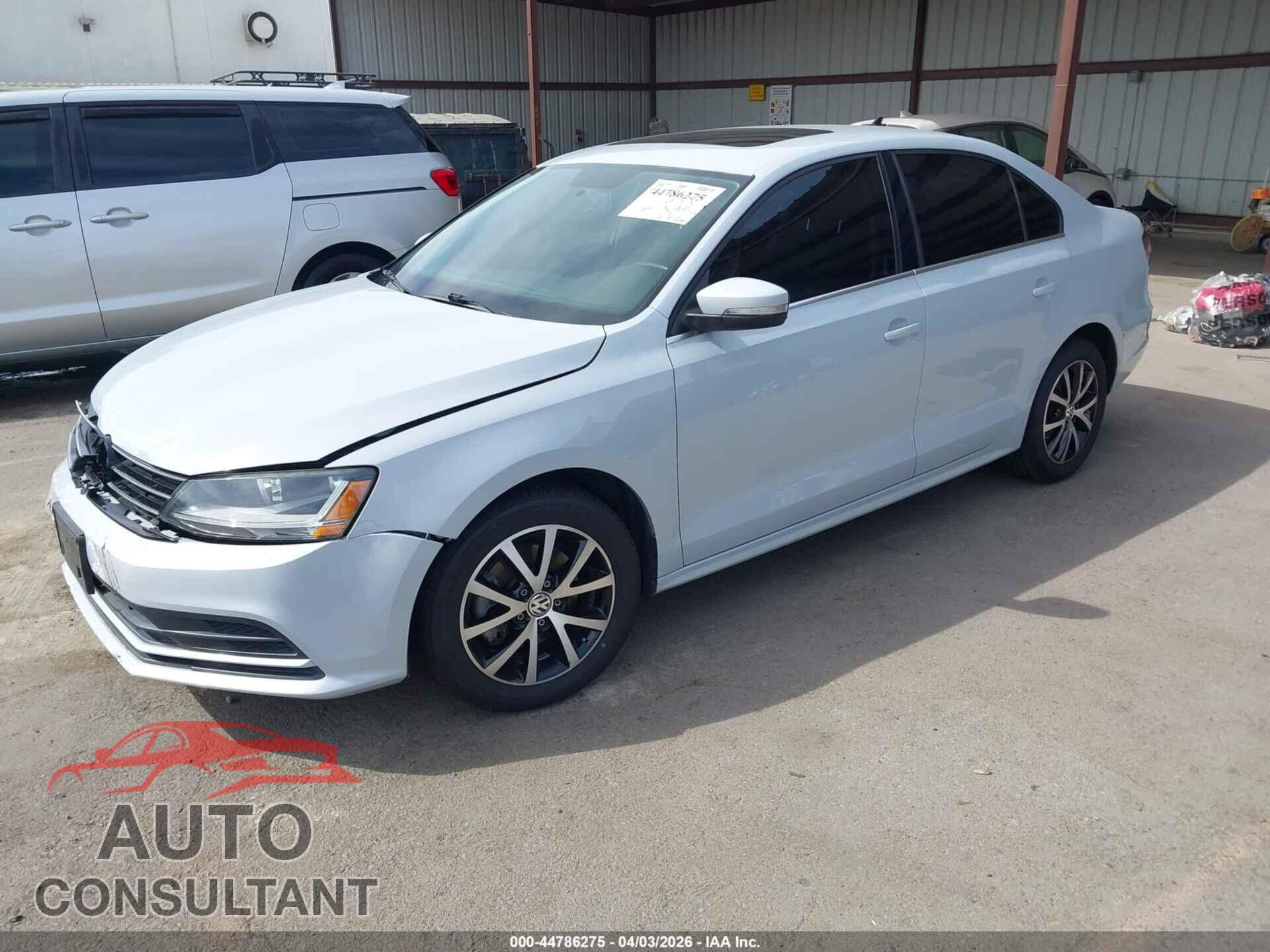 VOLKSWAGEN JETTA 2017 - 3VWDB7AJ9HM388430
