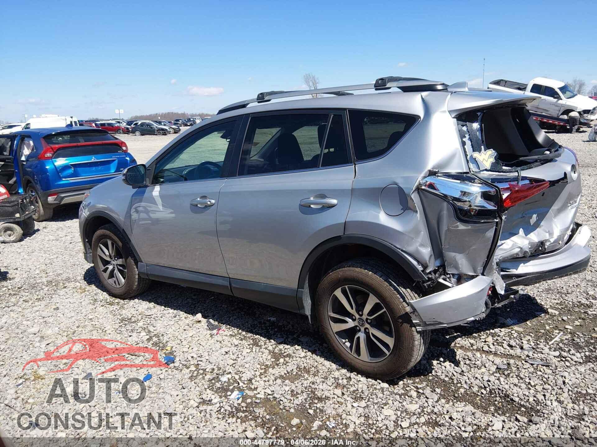 TOYOTA RAV4 2017 - 2T3RFREV2HW663107