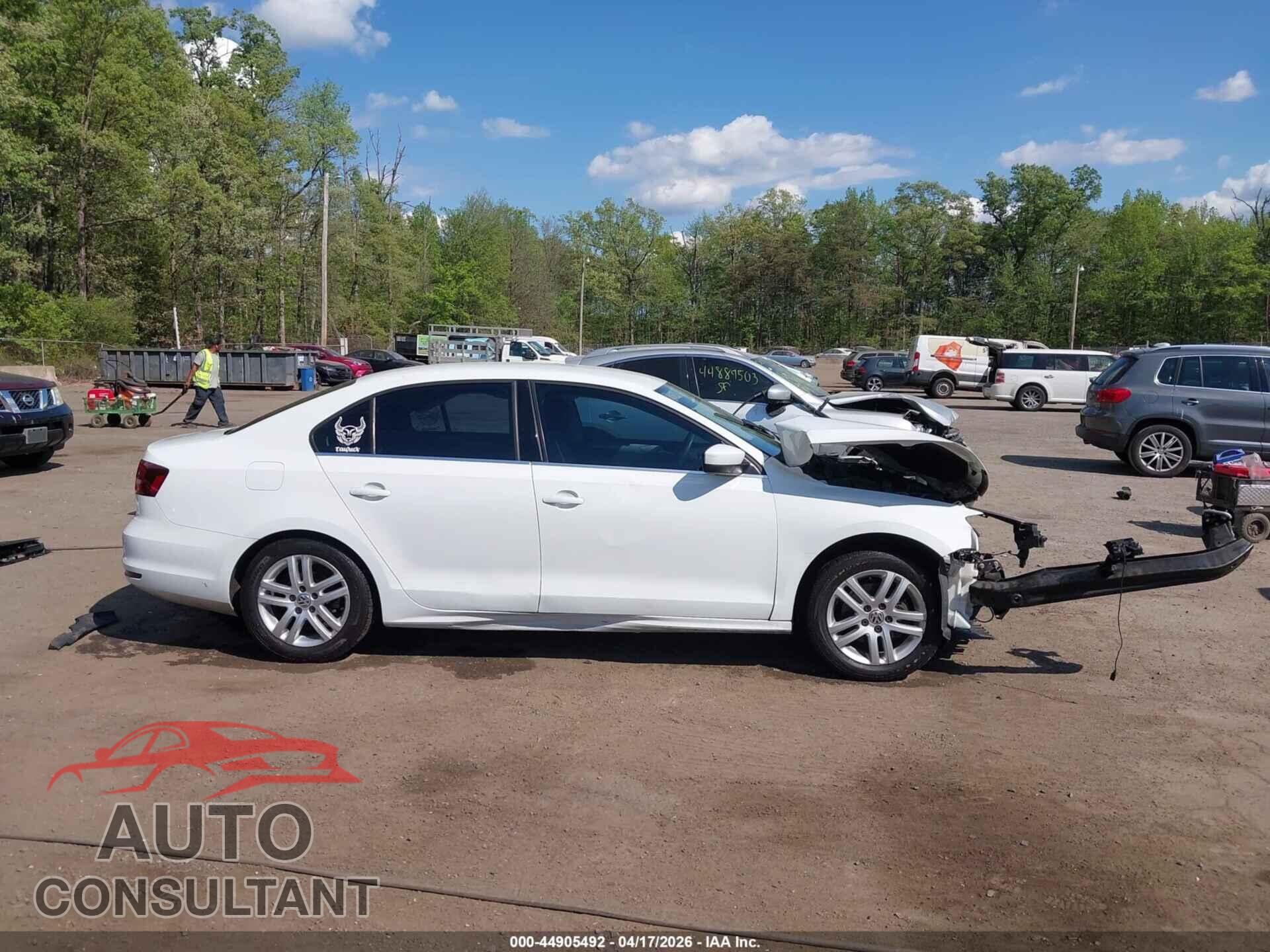 VOLKSWAGEN JETTA 2017 - 3VW2B7AJ9HM363910