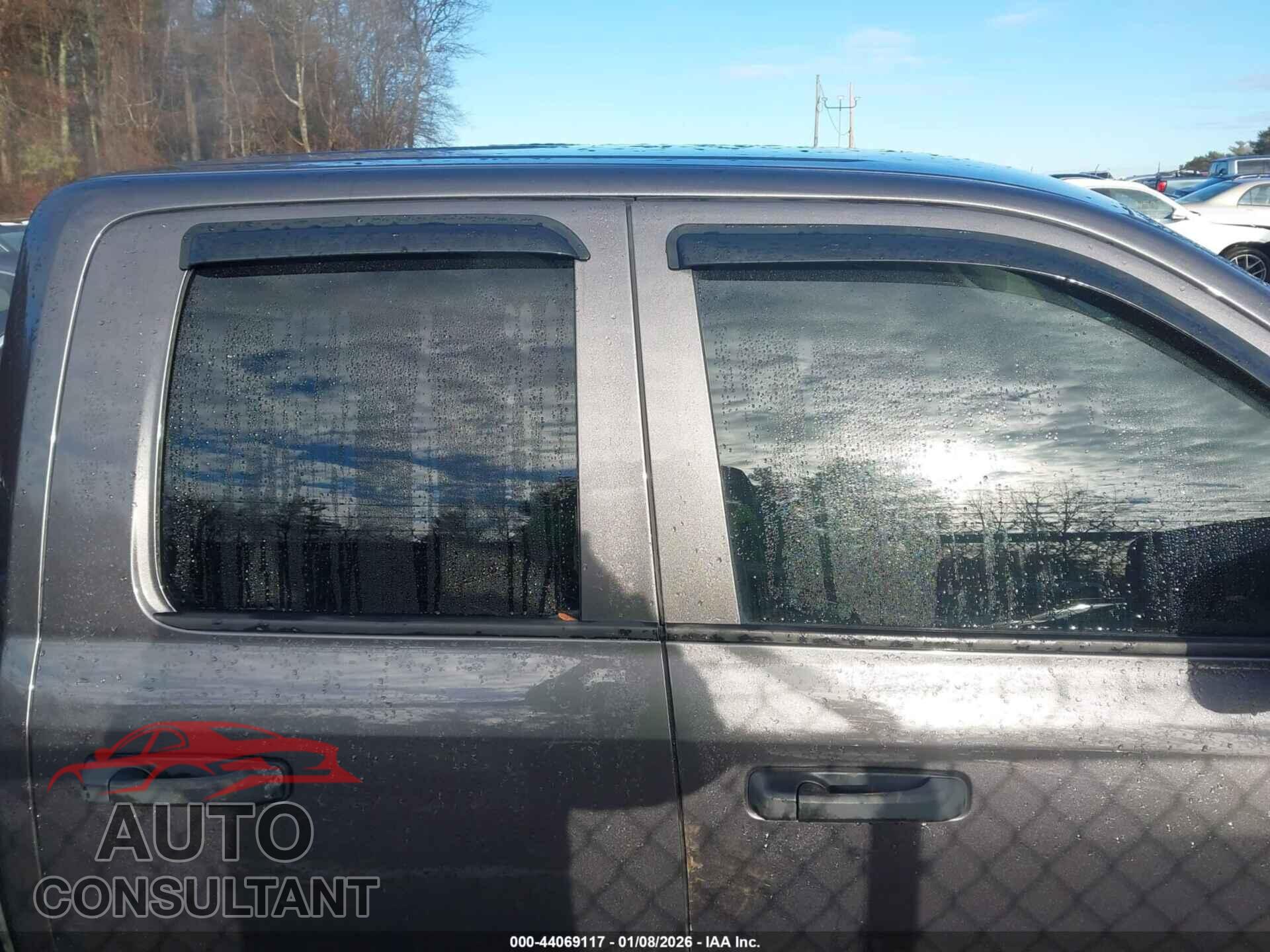 RAM 1500 2017 - 1C6RR7FT5HS581901