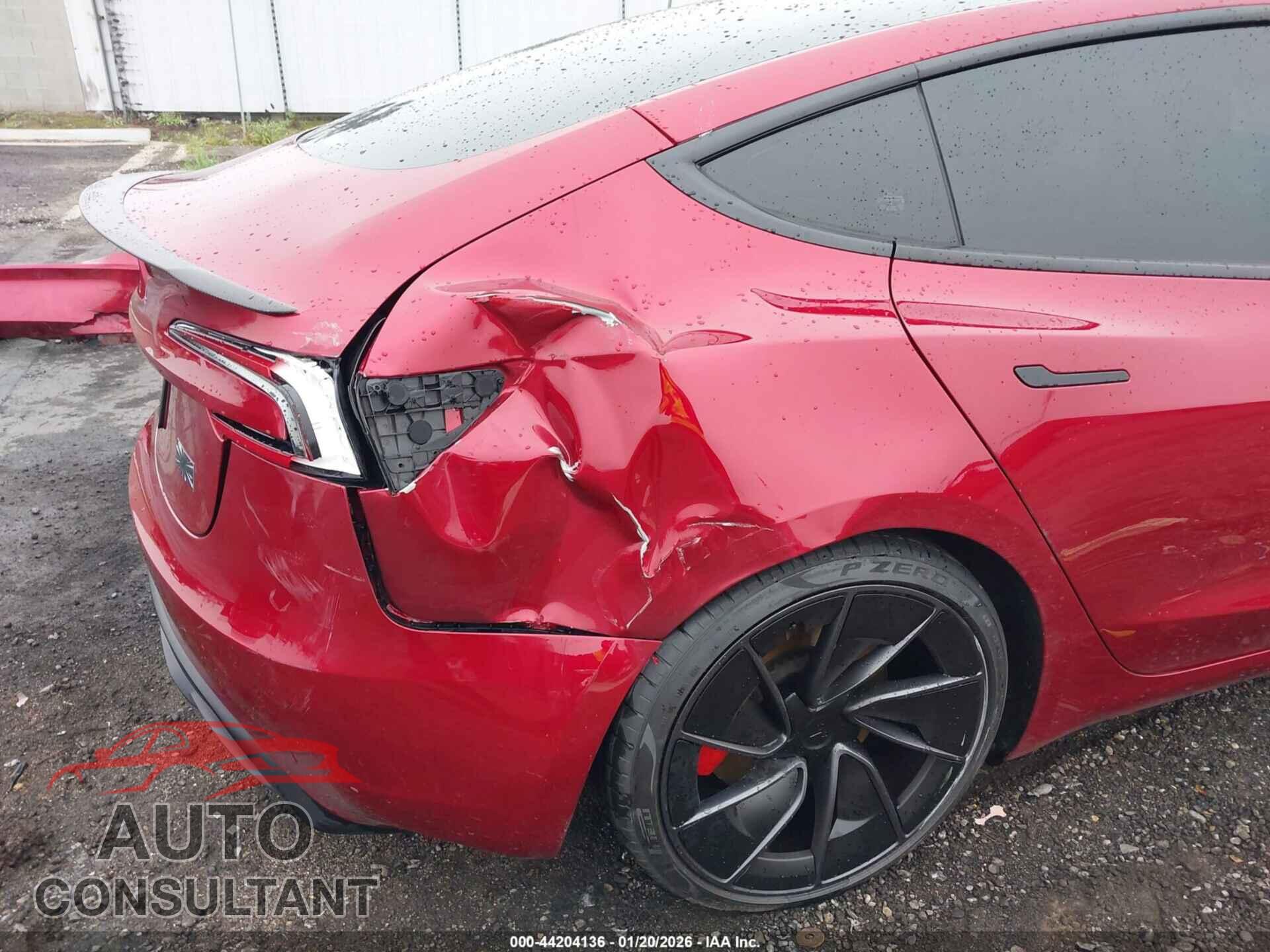 TESLA MODEL 3 2024 - 5YJ3E1ET1RF796408