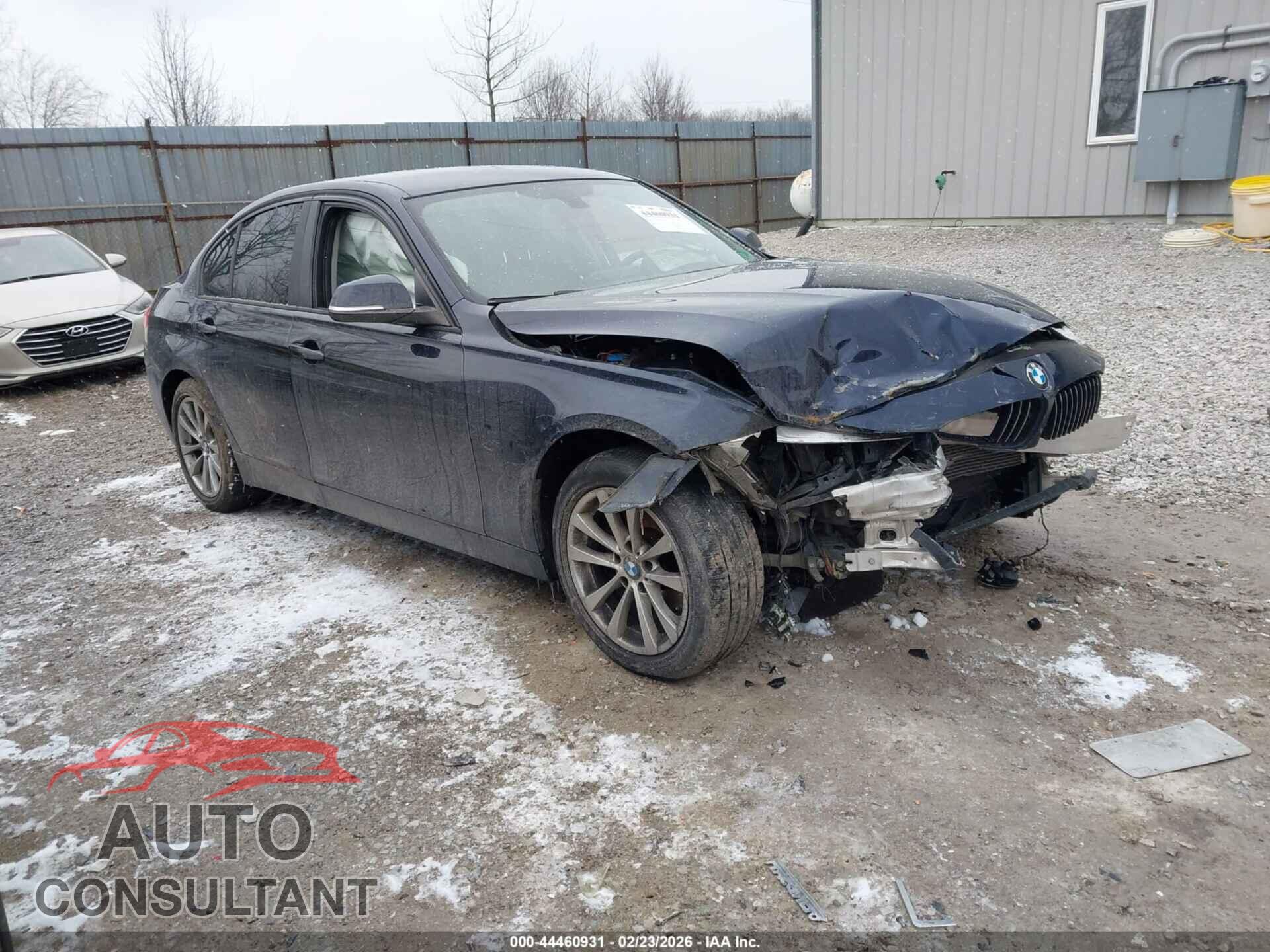 BMW 320I 2016 - WBA8E1G53GNU12287