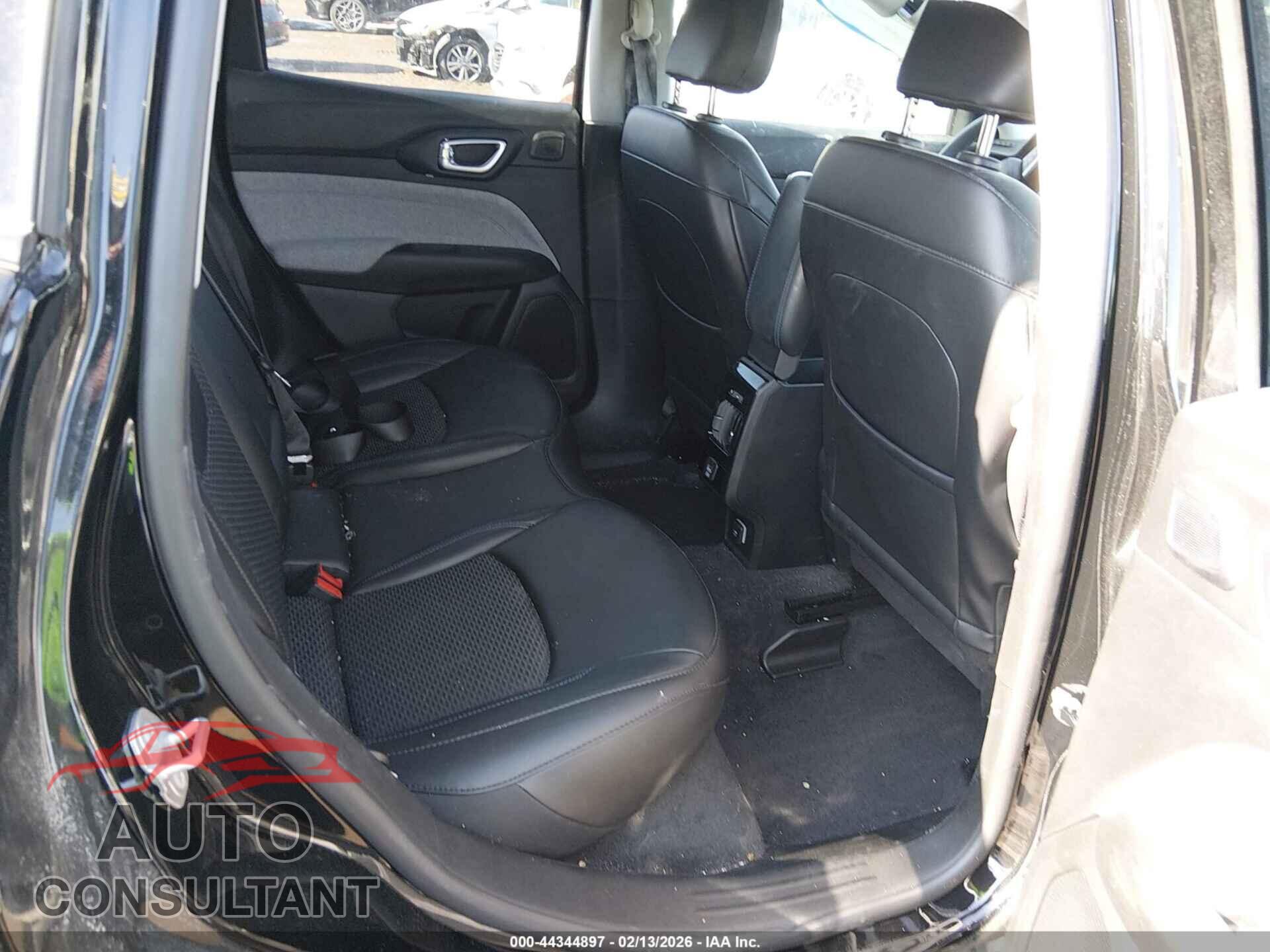 JEEP COMPASS 2022 - 3C4NJDBB7NT231500