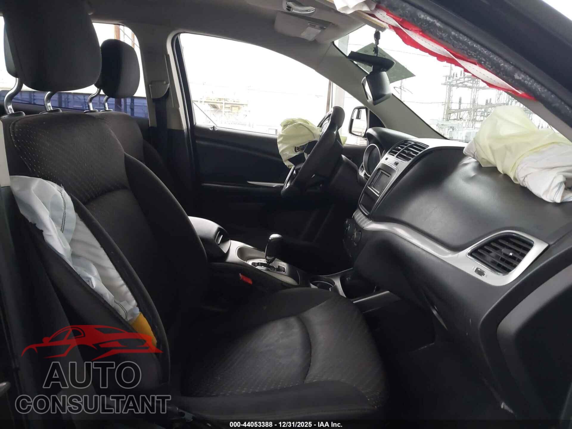 DODGE JOURNEY 2015 - 3C4PDCAB3FT565844