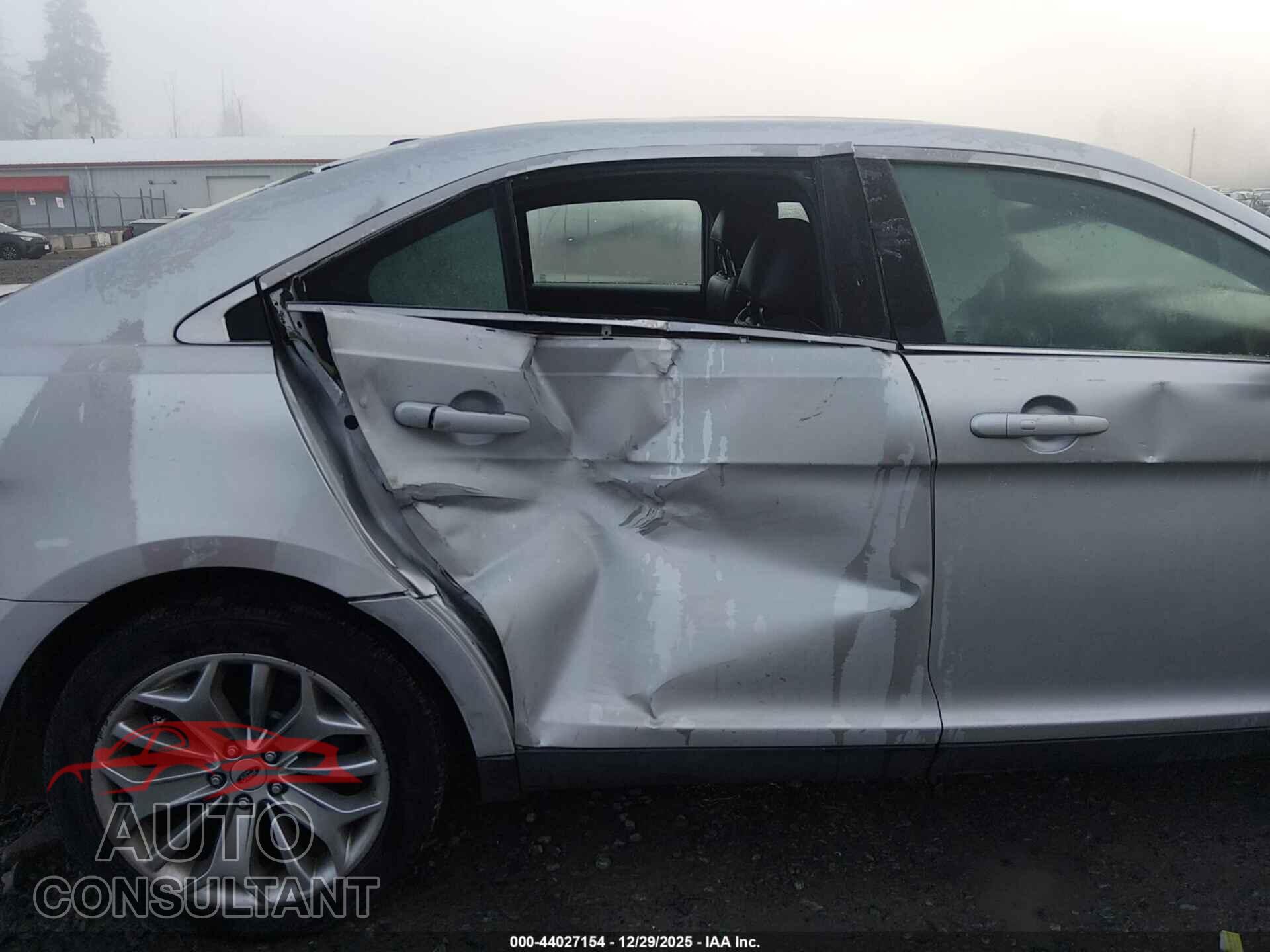 FORD TAURUS 2017 - 1FAHP2F8XHG114829