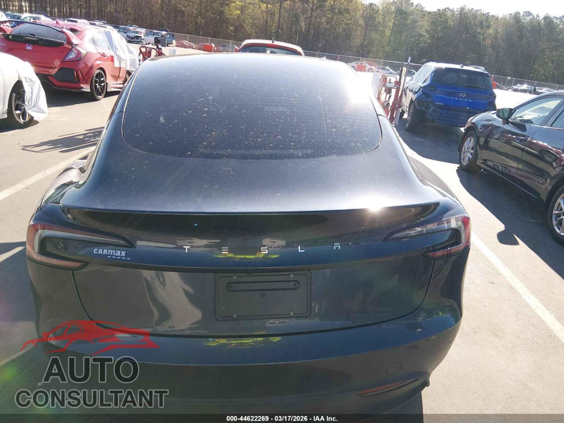 TESLA MODEL 3 2024 - 5YJ3E1EA6RF736171