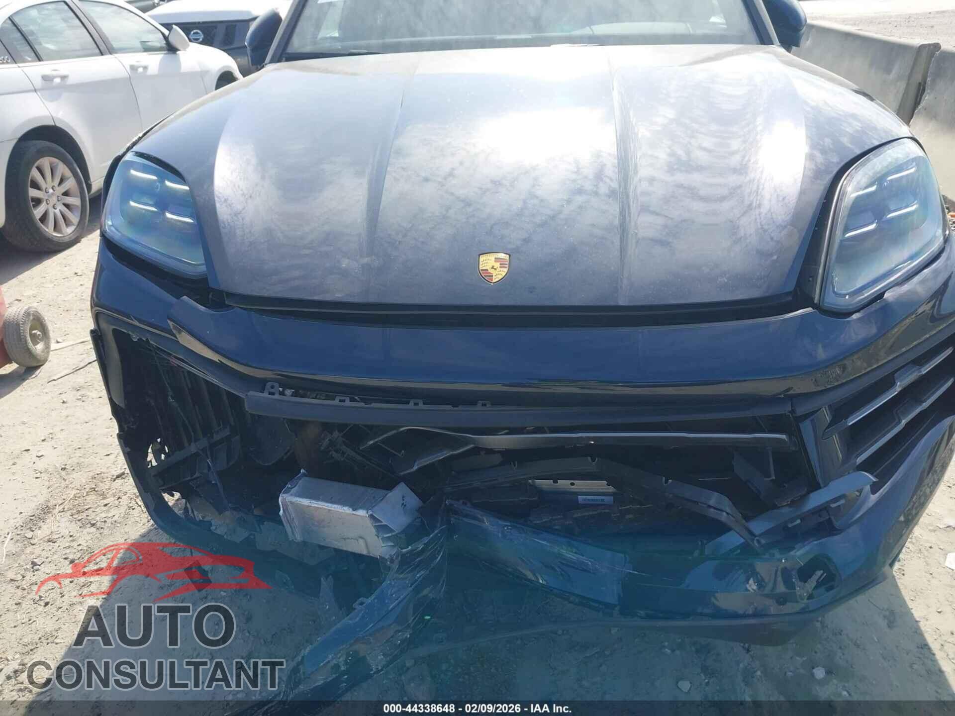 PORSCHE CAYENNE 2024 - WP1AA2AY7RDA00518