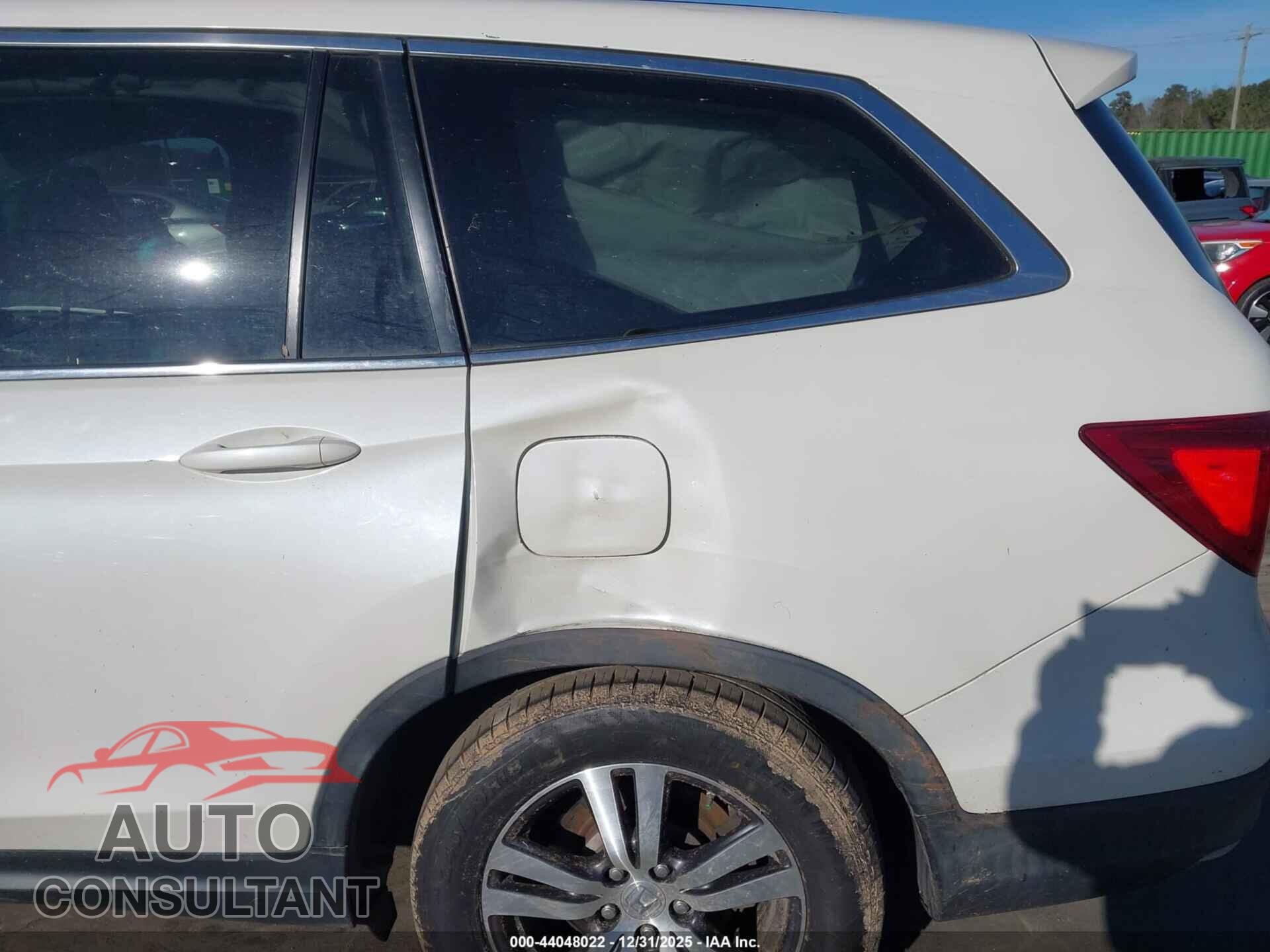HONDA PILOT 2018 - 5FNYF5H36JB021225