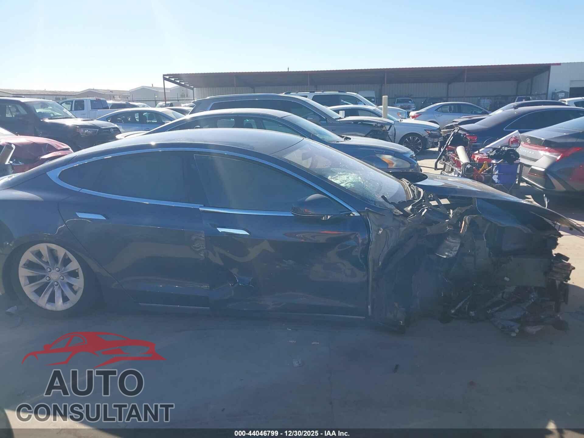 TESLA MODEL S 2017 - 5YJSA1E11HF233797