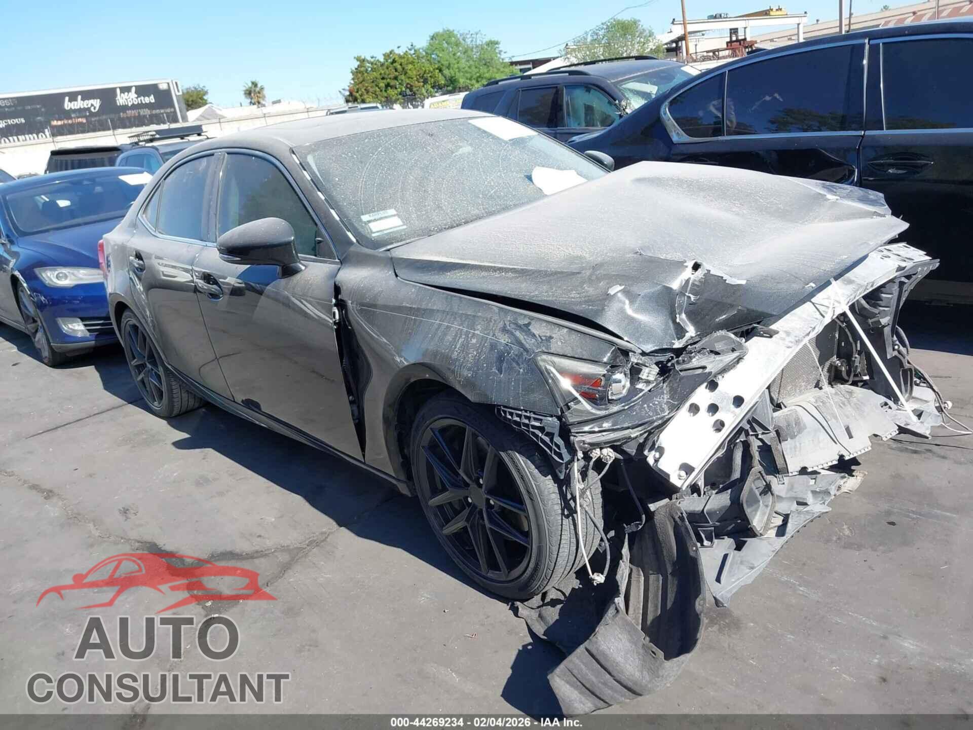 LEXUS IS 300 2018 - JTHBA1D26J5068071