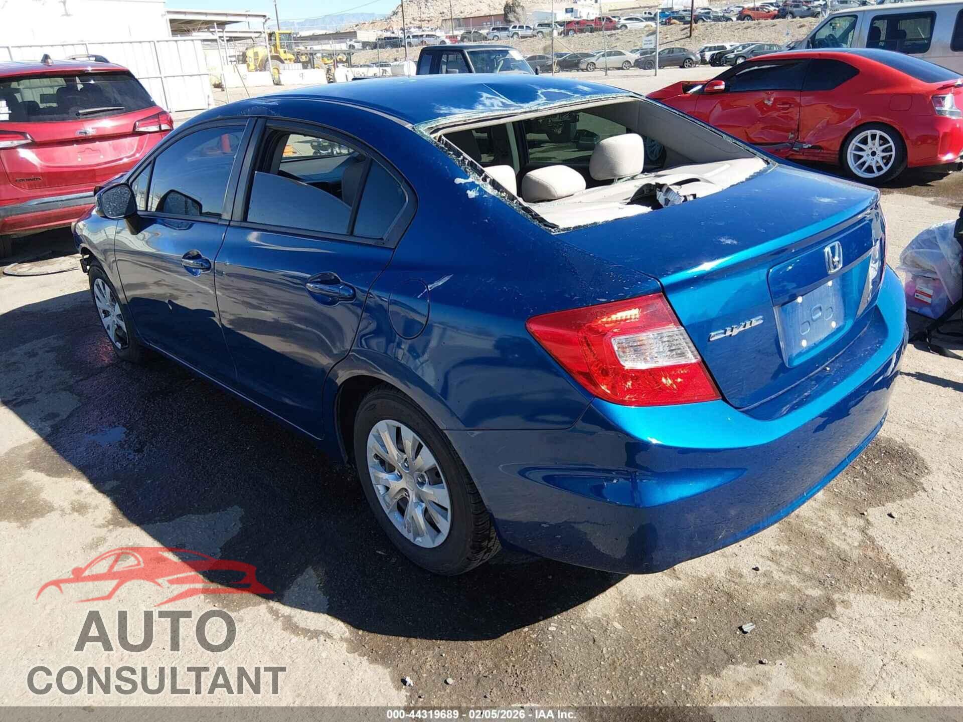 HONDA CIVIC 2012 - 2HGFB2F52CH551101